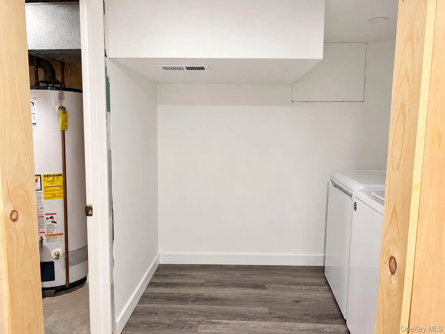 120 Duryea Street, Riverhead, NY, 3 Bedrooms Bedrooms, 6 Rooms Rooms,1 BathroomBathrooms,Residential,For Rent,Duryea,0,1064902 120 Duryea Street, Riverhead, NY, 3 Bedrooms Bedrooms, 6 Rooms Rooms,1 BathroomBathrooms,Residential,For Rent,Duryea,0,1064902
