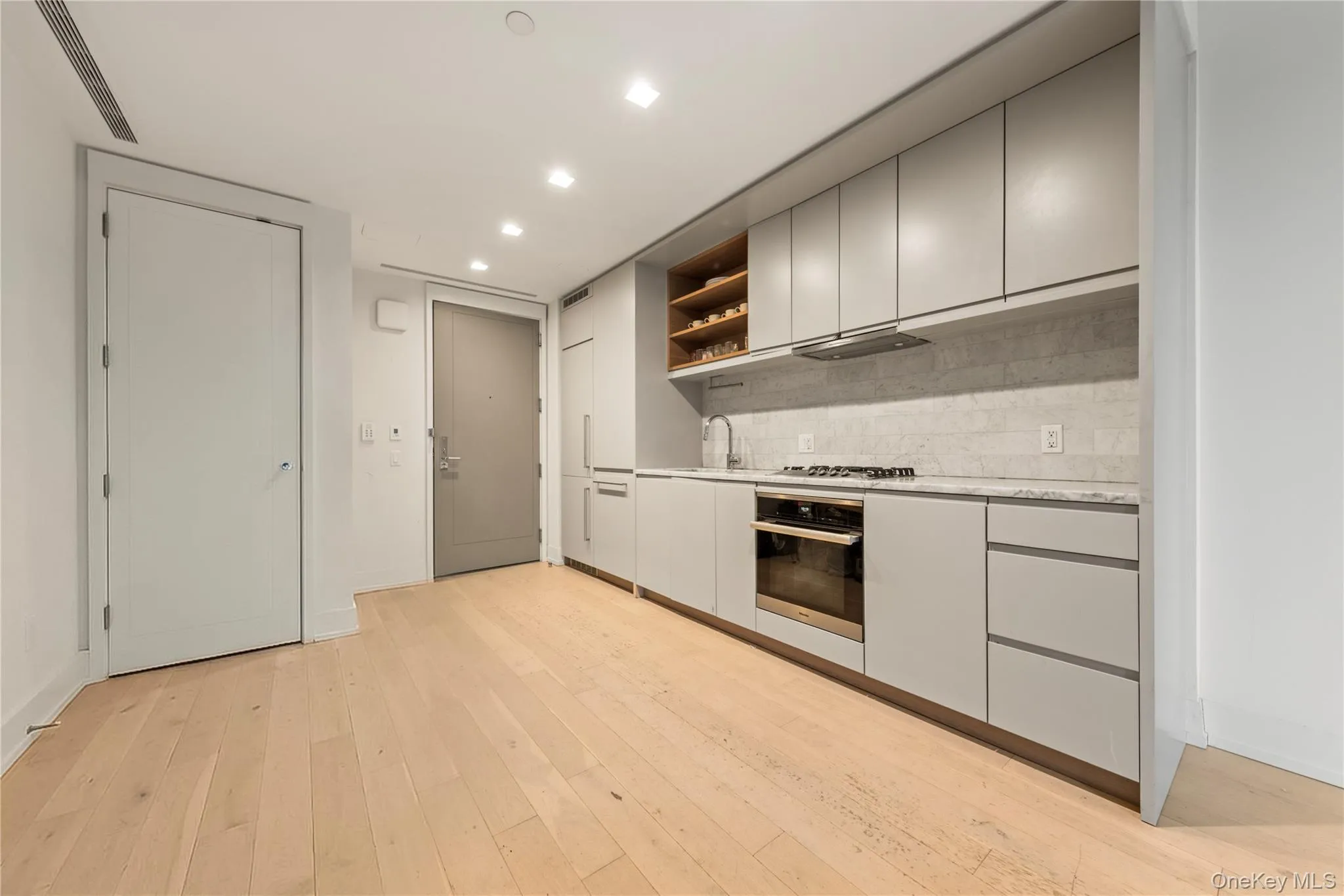 550 Vanderbilt Avenue, New York, NY, 1 Bedroom Bedrooms, 3 Rooms Rooms,1 BathroomBathrooms,Residential Lease,For Rent,Vanderbilt,0,1064904 550 Vanderbilt Avenue, New York, NY, 1 Bedroom Bedrooms, 3 Rooms Rooms,1 BathroomBathrooms,Residential Lease,For Rent,Vanderbilt,0,1064904