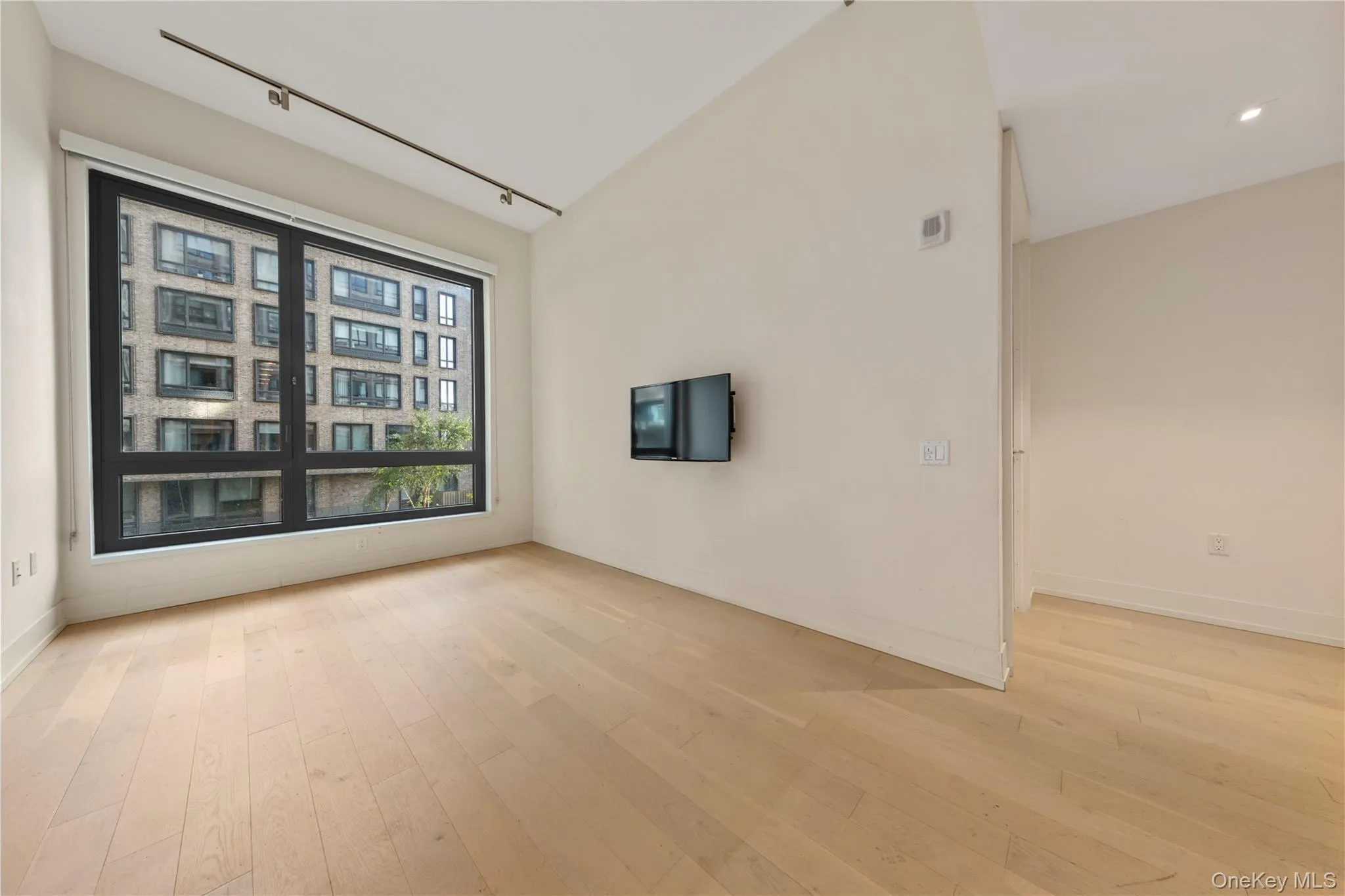 550 Vanderbilt Avenue, New York, NY, 1 Bedroom Bedrooms, 3 Rooms Rooms,1 BathroomBathrooms,Residential Lease,For Rent,Vanderbilt,0,1064904 550 Vanderbilt Avenue, New York, NY, 1 Bedroom Bedrooms, 3 Rooms Rooms,1 BathroomBathrooms,Residential Lease,For Rent,Vanderbilt,0,1064904
