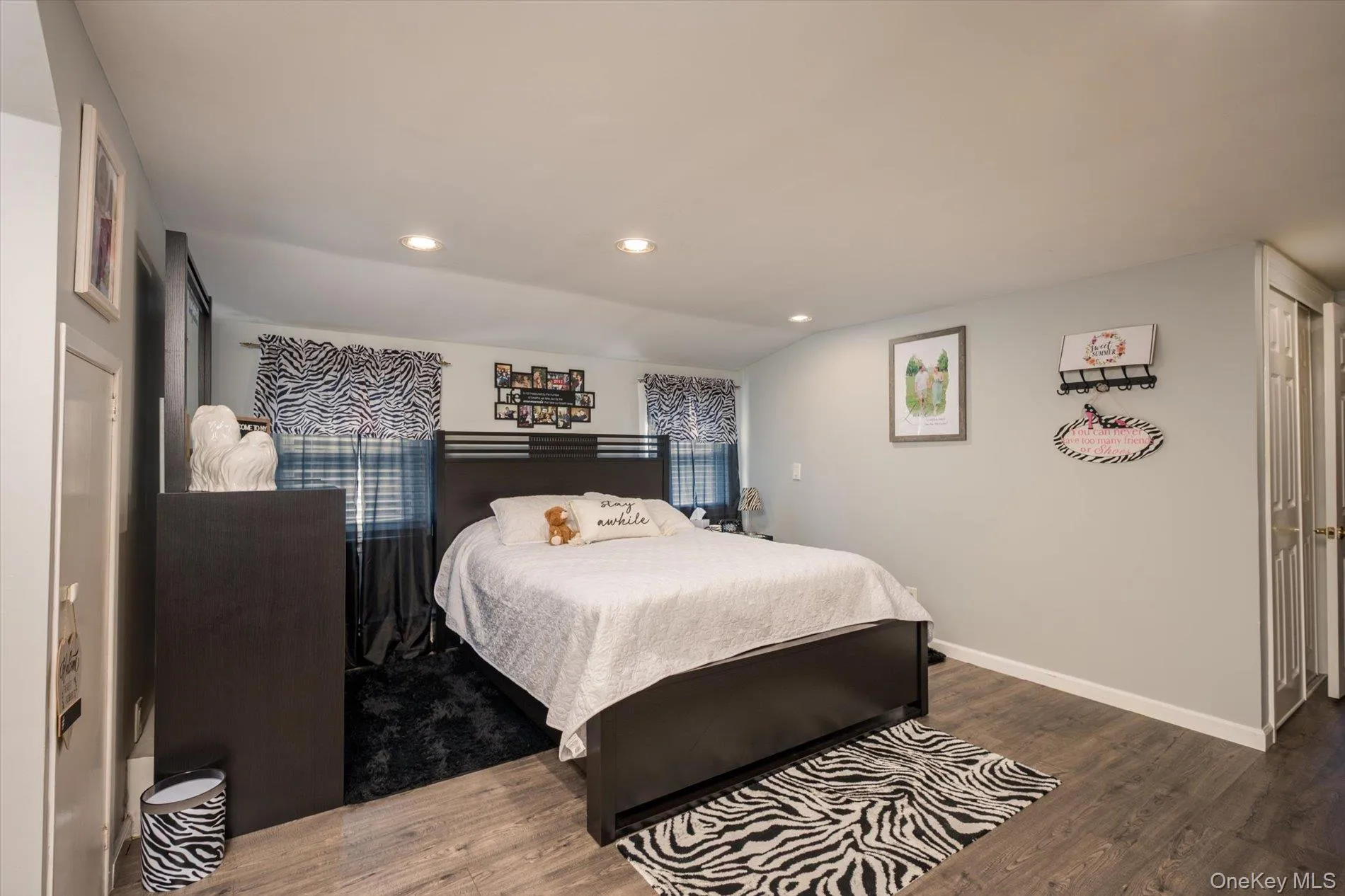 89 Birch Avenue, Babylon, NY, 3 Bedrooms Bedrooms, 7 Rooms Rooms,1 BathroomBathrooms,Residential,For Rent,Birch,0,1064913 89 Birch Avenue, Babylon, NY, 3 Bedrooms Bedrooms, 7 Rooms Rooms,1 BathroomBathrooms,Residential,For Rent,Birch,0,1064913