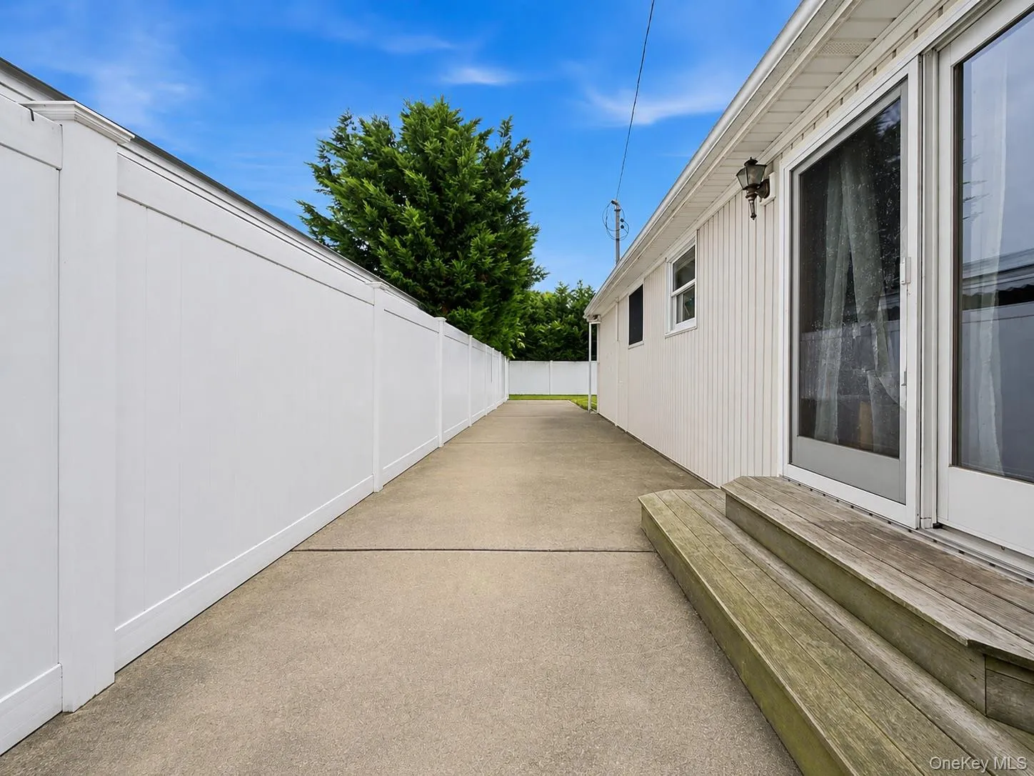 95 Riviera Drive, Babylon, NY, 3 Bedrooms Bedrooms, 4 Rooms Rooms,1 BathroomBathrooms,Residential,For Rent,Riviera,0,1064925 95 Riviera Drive, Babylon, NY, 3 Bedrooms Bedrooms, 4 Rooms Rooms,1 BathroomBathrooms,Residential,For Rent,Riviera,0,1064925