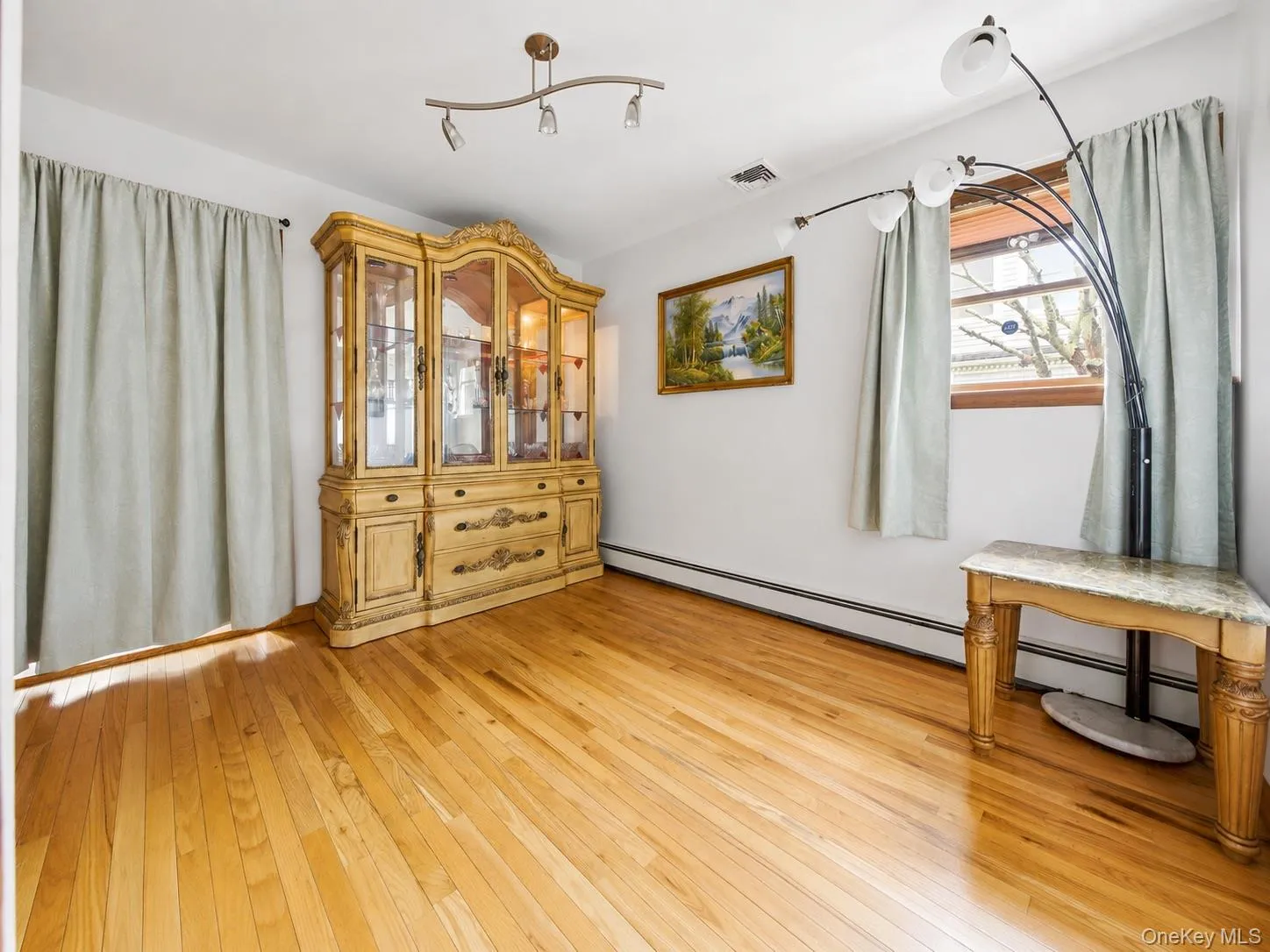 95 Riviera Drive, Babylon, NY, 3 Bedrooms Bedrooms, 4 Rooms Rooms,1 BathroomBathrooms,Residential,For Rent,Riviera,0,1064925 95 Riviera Drive, Babylon, NY, 3 Bedrooms Bedrooms, 4 Rooms Rooms,1 BathroomBathrooms,Residential,For Rent,Riviera,0,1064925