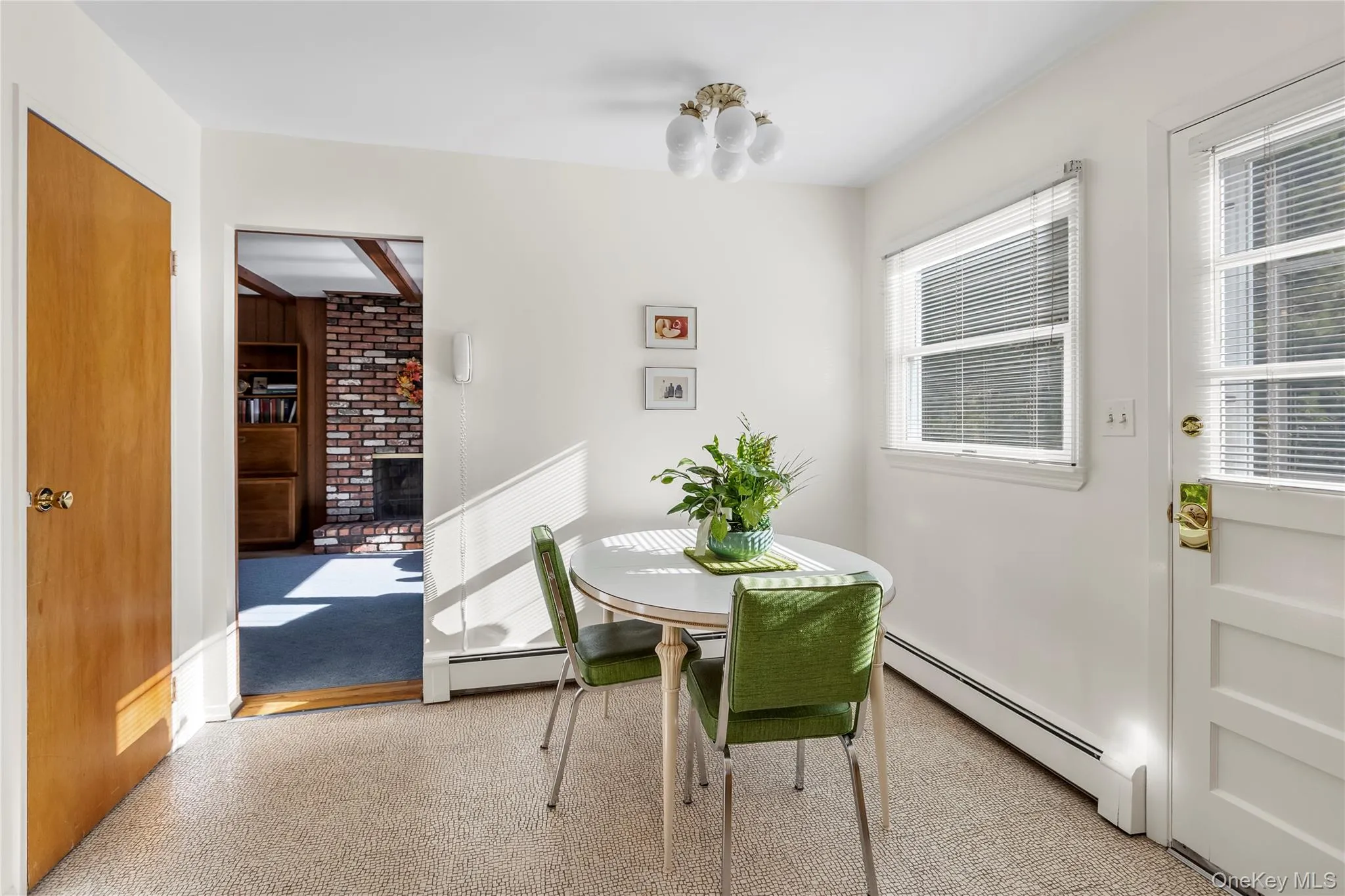 3 Gardiner Place, Huntington, NY, 3 Bedrooms Bedrooms, 7 Rooms Rooms,2 BathroomsBathrooms,Residential,For Rent,Gardiner,0,1064935 3 Gardiner Place, Huntington, NY, 3 Bedrooms Bedrooms, 7 Rooms Rooms,2 BathroomsBathrooms,Residential,For Rent,Gardiner,0,1064935