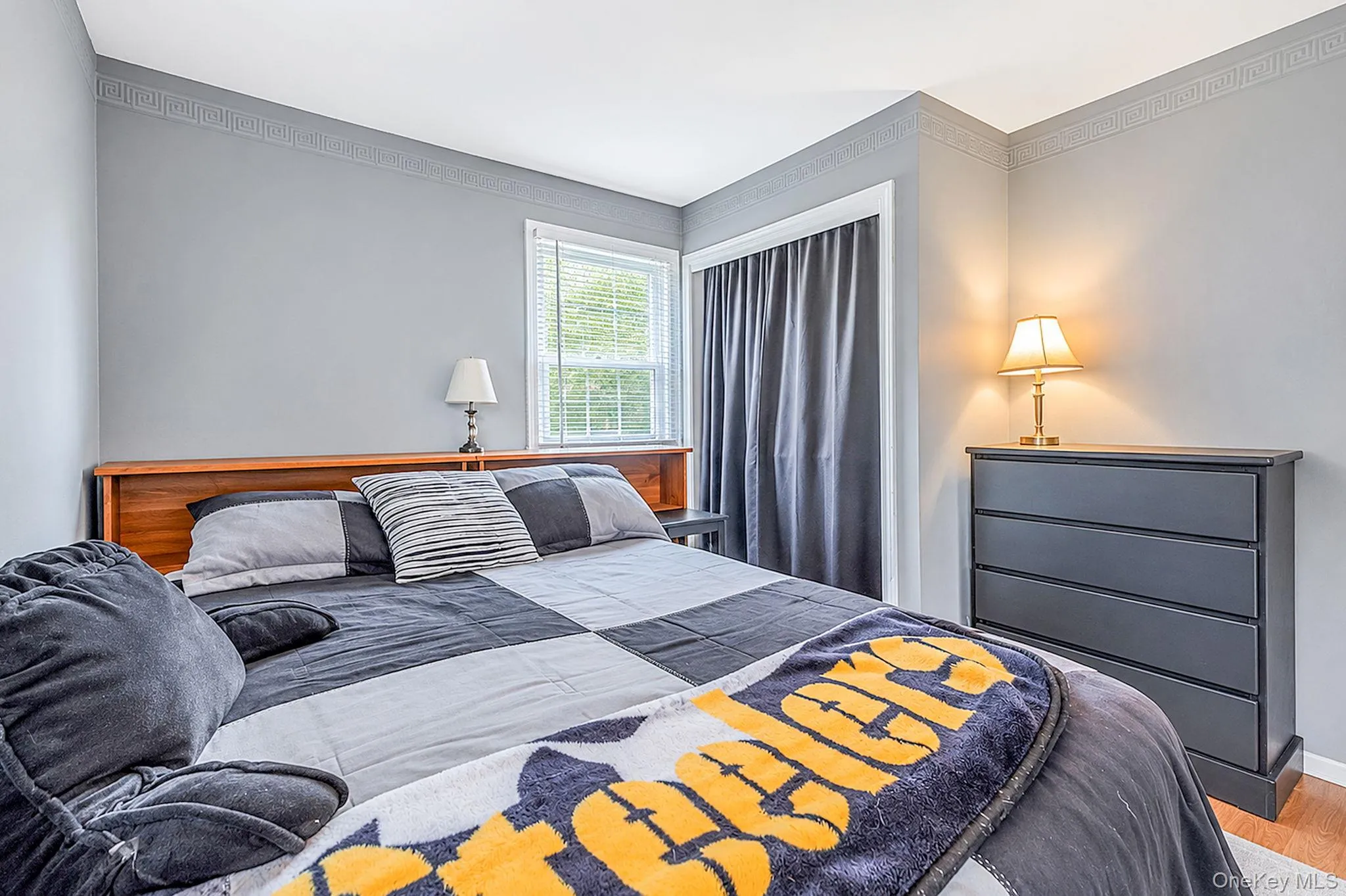 37 Florence Avenue, Smithtown, NY, 2 Bedrooms Bedrooms, 10 Rooms Rooms,2 BathroomsBathrooms,Residential,For Rent,Florence,0,1064946 37 Florence Avenue, Smithtown, NY, 2 Bedrooms Bedrooms, 10 Rooms Rooms,2 BathroomsBathrooms,Residential,For Rent,Florence,0,1064946
