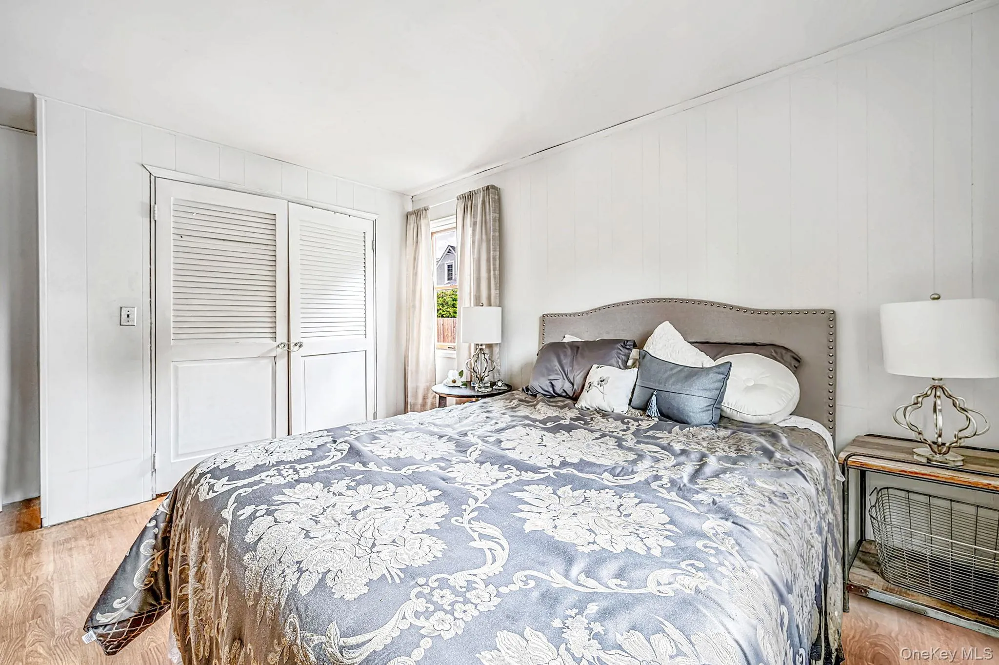 37 Florence Avenue, Smithtown, NY, 2 Bedrooms Bedrooms, 10 Rooms Rooms,2 BathroomsBathrooms,Residential,For Rent,Florence,0,1064946 37 Florence Avenue, Smithtown, NY, 2 Bedrooms Bedrooms, 10 Rooms Rooms,2 BathroomsBathrooms,Residential,For Rent,Florence,0,1064946