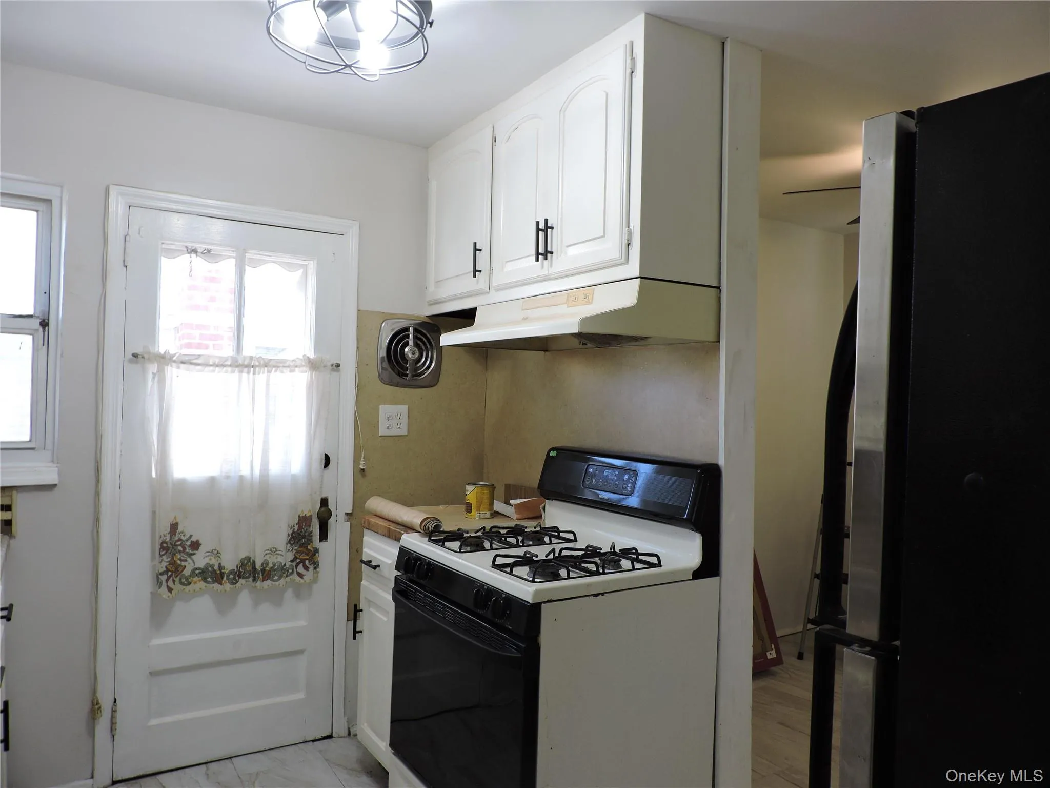 99 Washington Avenue, Hempstead, NY , With , 3 Bedroom , and , 6 Room , 1 Bathroom , For , Residential Lease , For Rent , 1064950 , MLSID,1064950 99 Washington Avenue, Hempstead, NY , With , 3 Bedroom , and , 6 Room , 1 Bathroom , For , Residential Lease , For Rent , 1064950 , MLSID,1064950