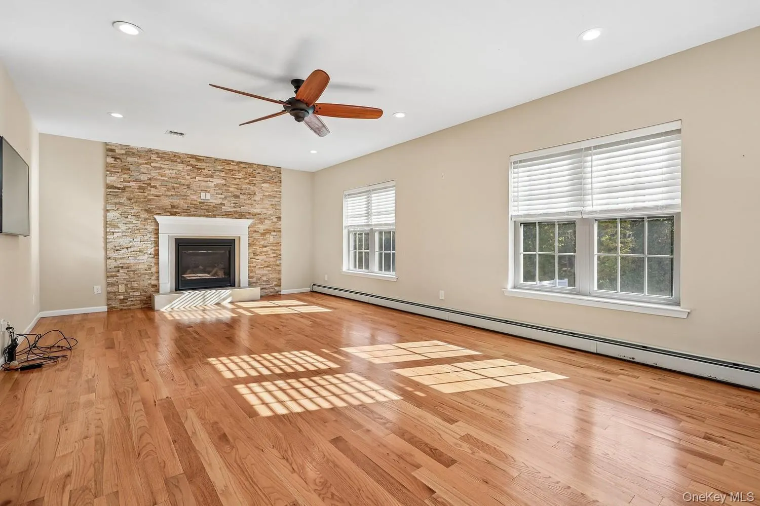12 Callaway Drive, Monroe, NY, 4 Bedrooms Bedrooms, 9 Rooms Rooms,3 BathroomsBathrooms,Residential,For Rent,Callaway,0,1064956 12 Callaway Drive, Monroe, NY, 4 Bedrooms Bedrooms, 9 Rooms Rooms,3 BathroomsBathrooms,Residential,For Rent,Callaway,0,1064956