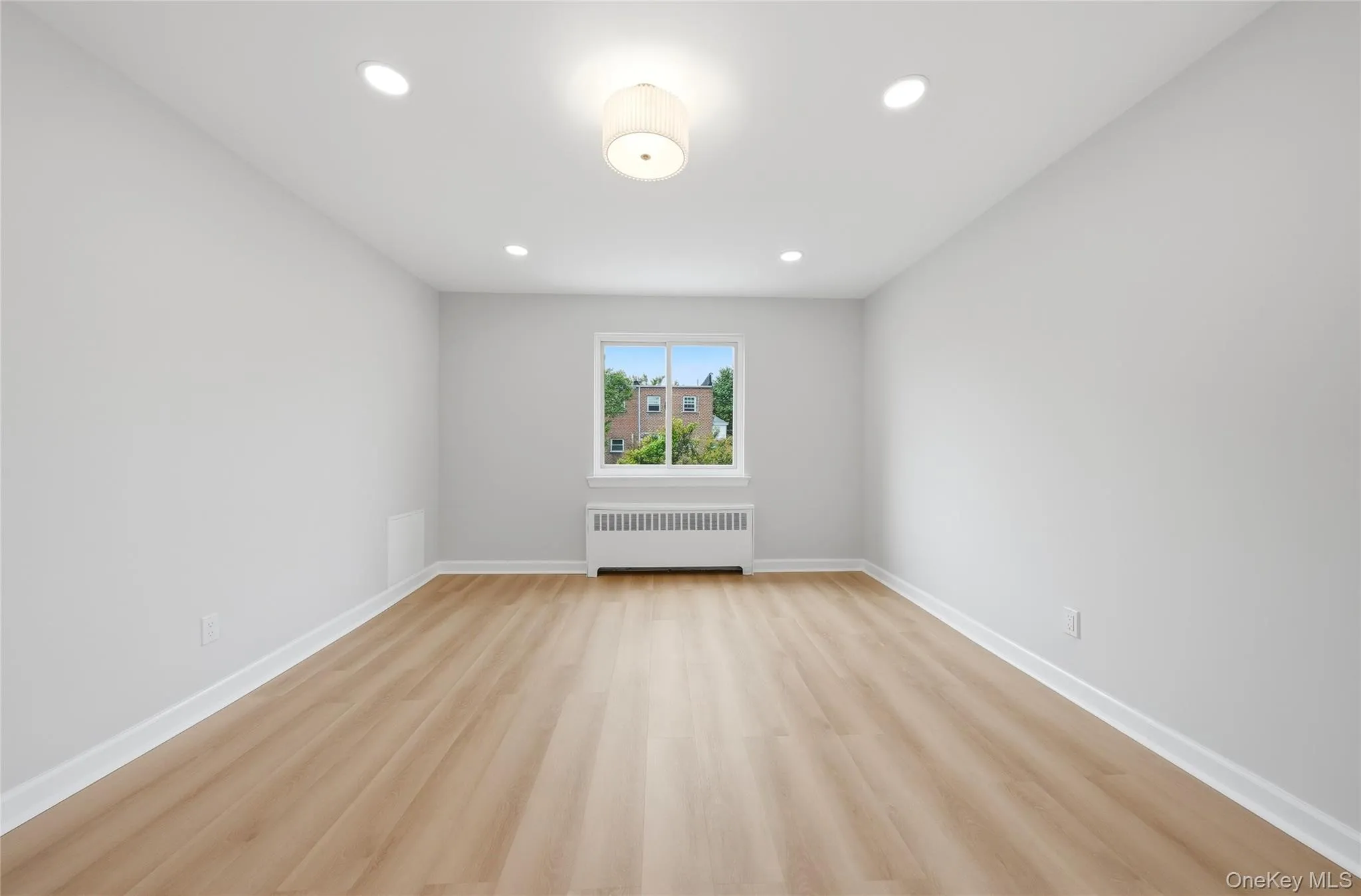 3325 Kingsland Avenue, New York, NY, 5 Bedrooms Bedrooms, 10 Rooms Rooms,2 BathroomsBathrooms,Residential,For Rent,Kingsland,0,1064961 3325 Kingsland Avenue, New York, NY, 5 Bedrooms Bedrooms, 10 Rooms Rooms,2 BathroomsBathrooms,Residential,For Rent,Kingsland,0,1064961