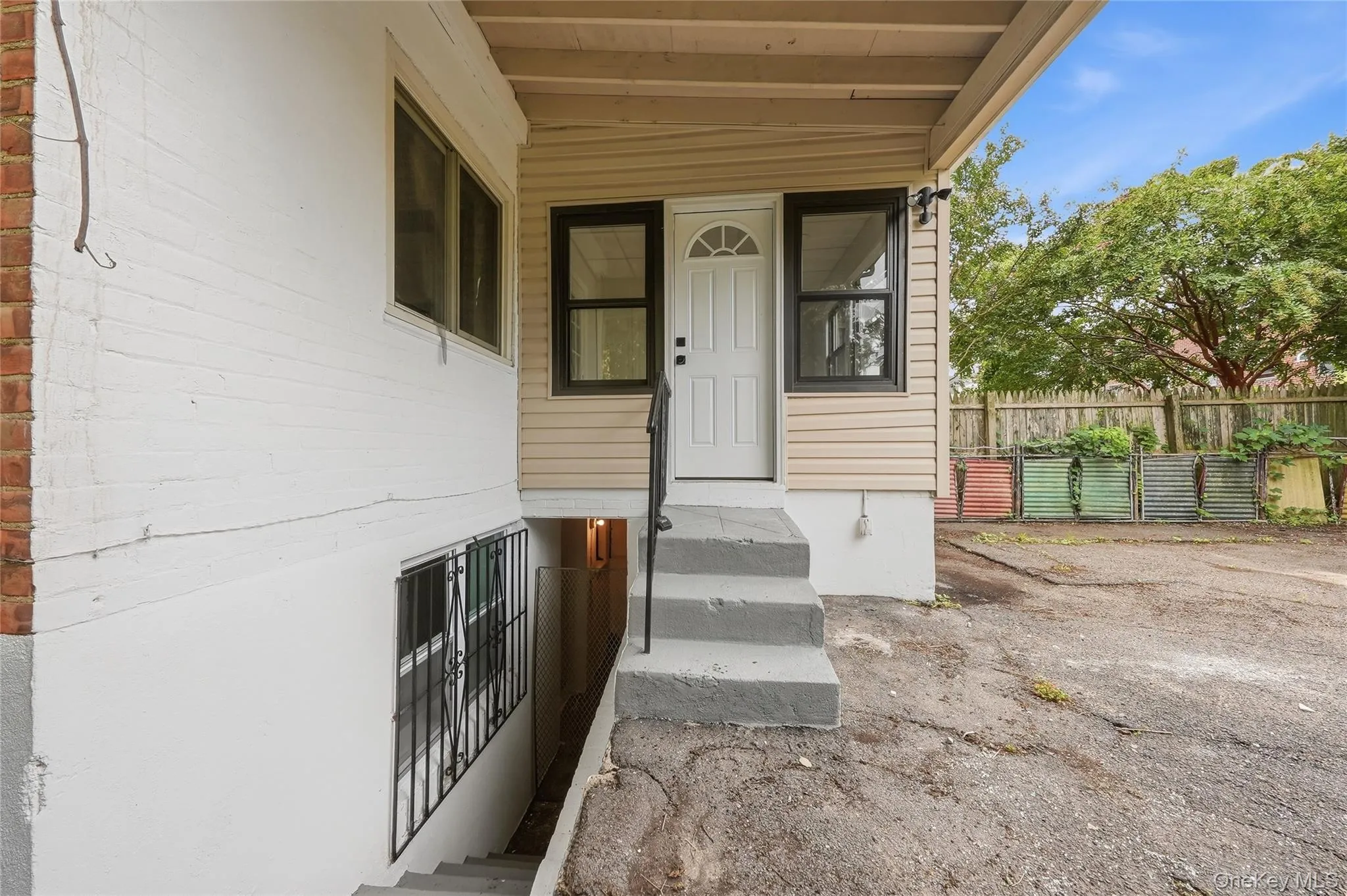 3325 Kingsland Avenue, New York, NY, 5 Bedrooms Bedrooms, 10 Rooms Rooms,2 BathroomsBathrooms,Residential,For Rent,Kingsland,0,1064961 3325 Kingsland Avenue, New York, NY, 5 Bedrooms Bedrooms, 10 Rooms Rooms,2 BathroomsBathrooms,Residential,For Rent,Kingsland,0,1064961