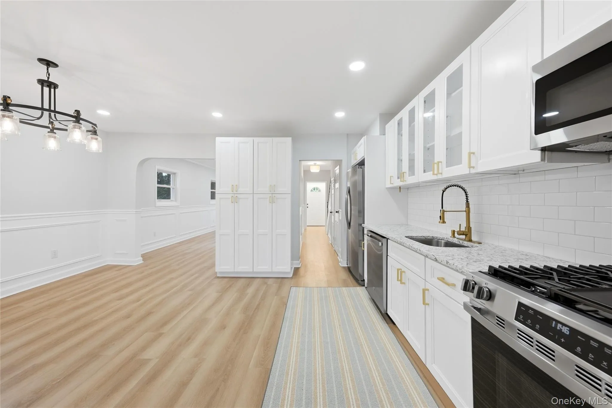 3325 Kingsland Avenue, New York, NY, 5 Bedrooms Bedrooms, 10 Rooms Rooms,2 BathroomsBathrooms,Residential,For Rent,Kingsland,0,1064961 3325 Kingsland Avenue, New York, NY, 5 Bedrooms Bedrooms, 10 Rooms Rooms,2 BathroomsBathrooms,Residential,For Rent,Kingsland,0,1064961