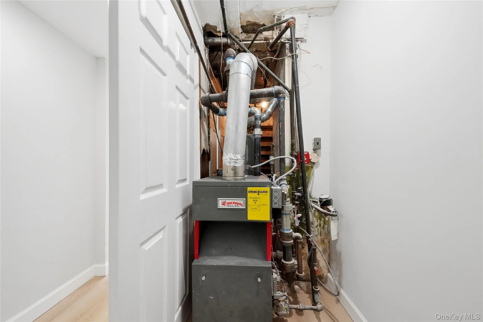 3325 Kingsland Avenue, New York, NY, 5 Bedrooms Bedrooms, 10 Rooms Rooms,2 BathroomsBathrooms,Residential,For Rent,Kingsland,0,1064961 3325 Kingsland Avenue, New York, NY, 5 Bedrooms Bedrooms, 10 Rooms Rooms,2 BathroomsBathrooms,Residential,For Rent,Kingsland,0,1064961