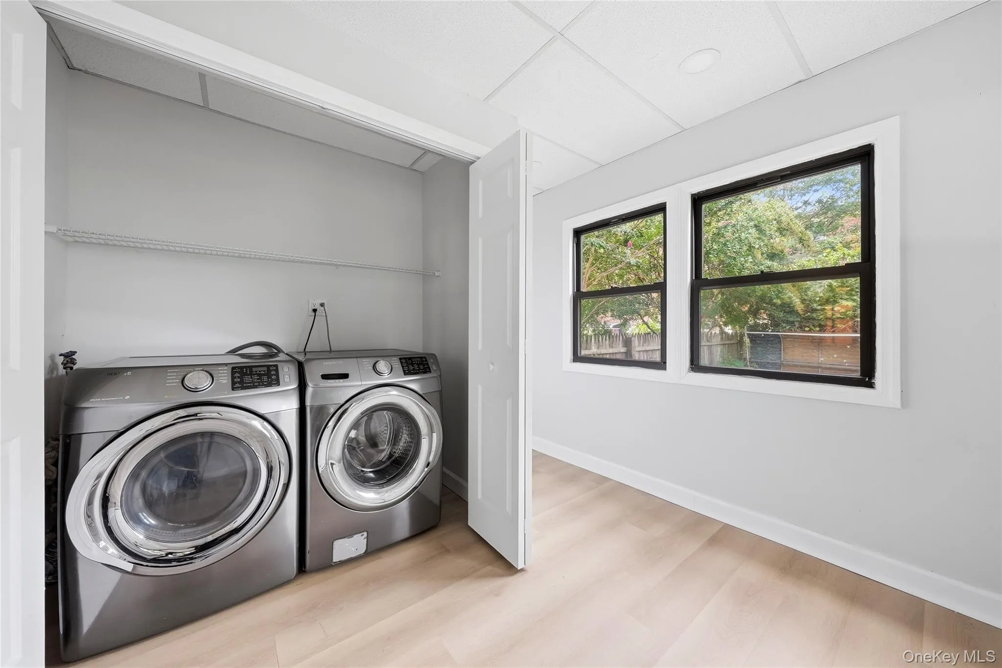 3325 Kingsland Avenue, New York, NY, 5 Bedrooms Bedrooms, 10 Rooms Rooms,2 BathroomsBathrooms,Residential,For Rent,Kingsland,0,1064961 3325 Kingsland Avenue, New York, NY, 5 Bedrooms Bedrooms, 10 Rooms Rooms,2 BathroomsBathrooms,Residential,For Rent,Kingsland,0,1064961