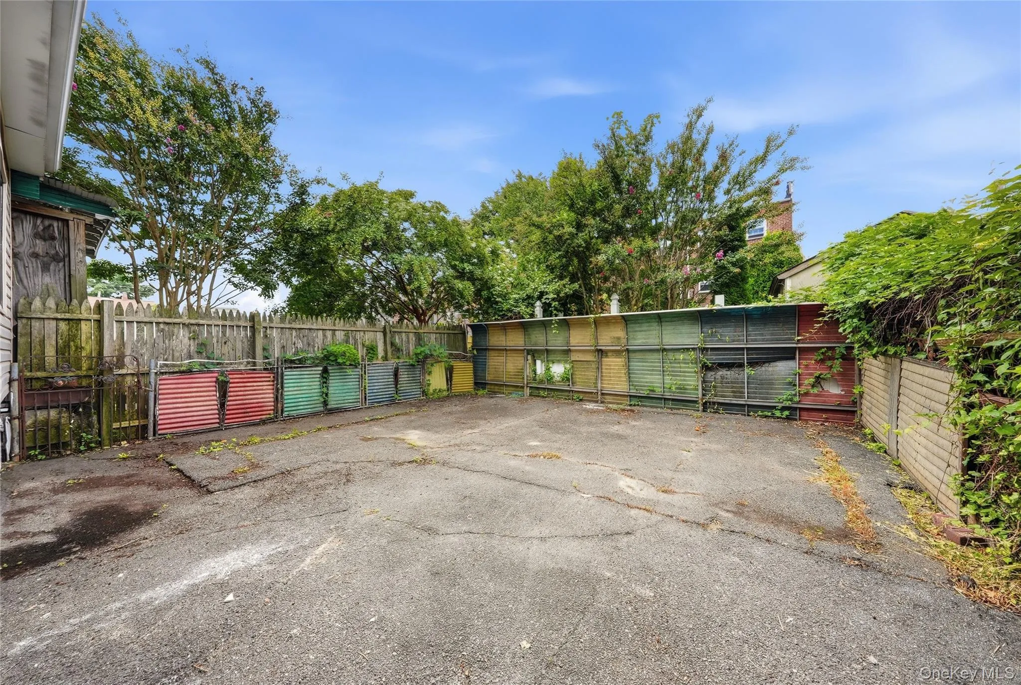 3325 Kingsland Avenue, New York, NY, 5 Bedrooms Bedrooms, 10 Rooms Rooms,2 BathroomsBathrooms,Residential,For Rent,Kingsland,0,1064961 3325 Kingsland Avenue, New York, NY, 5 Bedrooms Bedrooms, 10 Rooms Rooms,2 BathroomsBathrooms,Residential,For Rent,Kingsland,0,1064961
