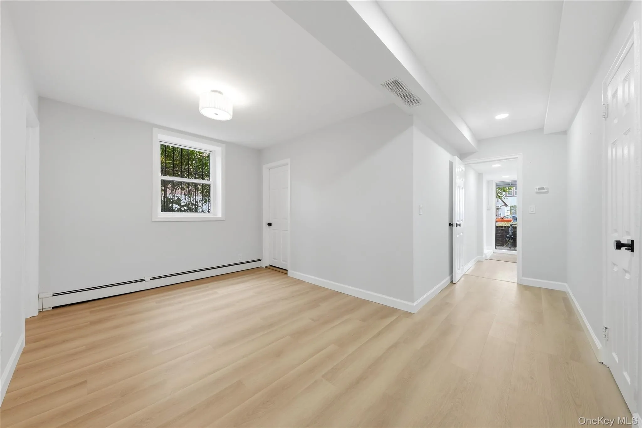 3325 Kingsland Avenue, New York, NY, 5 Bedrooms Bedrooms, 10 Rooms Rooms,2 BathroomsBathrooms,Residential,For Rent,Kingsland,0,1064961 3325 Kingsland Avenue, New York, NY, 5 Bedrooms Bedrooms, 10 Rooms Rooms,2 BathroomsBathrooms,Residential,For Rent,Kingsland,0,1064961