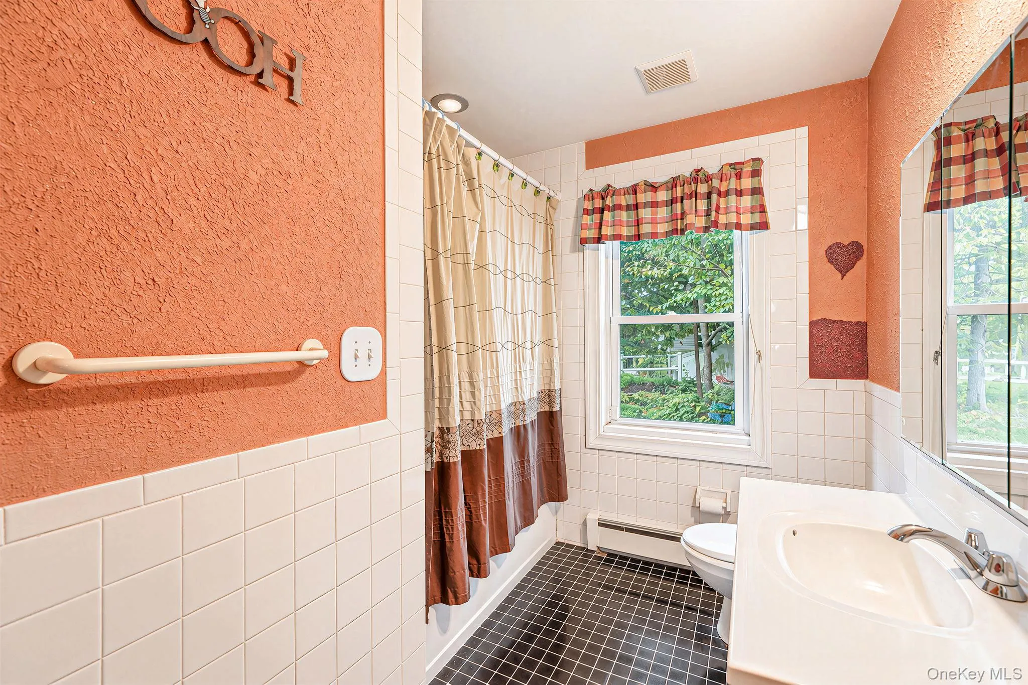 34 19th Street, Huntington, NY, 3 Bedrooms Bedrooms, 10 Rooms Rooms,2 BathroomsBathrooms,Residential,For Rent,19th,0,1064963 34 19th Street, Huntington, NY, 3 Bedrooms Bedrooms, 10 Rooms Rooms,2 BathroomsBathrooms,Residential,For Rent,19th,0,1064963