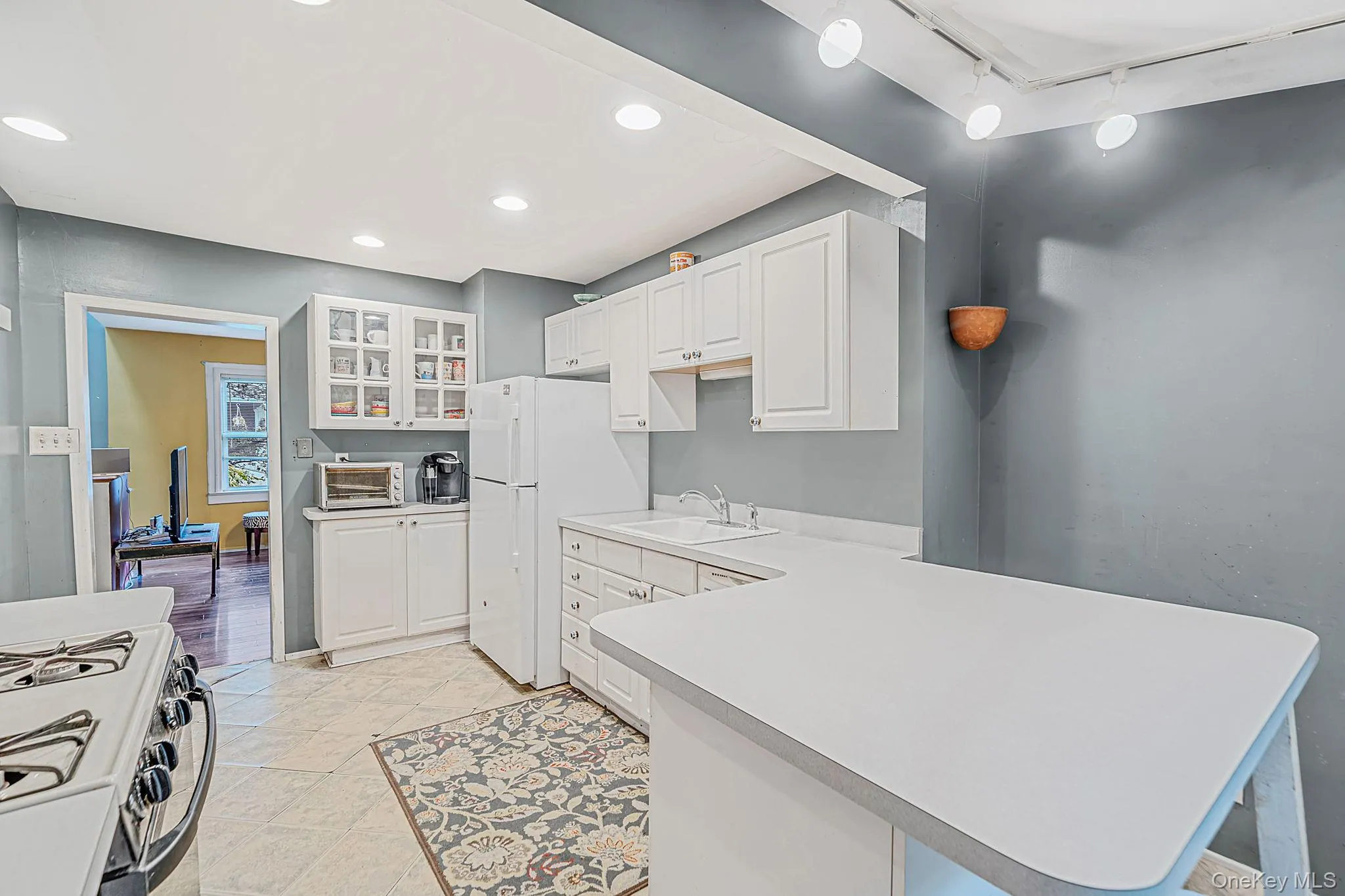 34 19th Street, Huntington, NY, 3 Bedrooms Bedrooms, 10 Rooms Rooms,2 BathroomsBathrooms,Residential,For Rent,19th,0,1064963 34 19th Street, Huntington, NY, 3 Bedrooms Bedrooms, 10 Rooms Rooms,2 BathroomsBathrooms,Residential,For Rent,19th,0,1064963