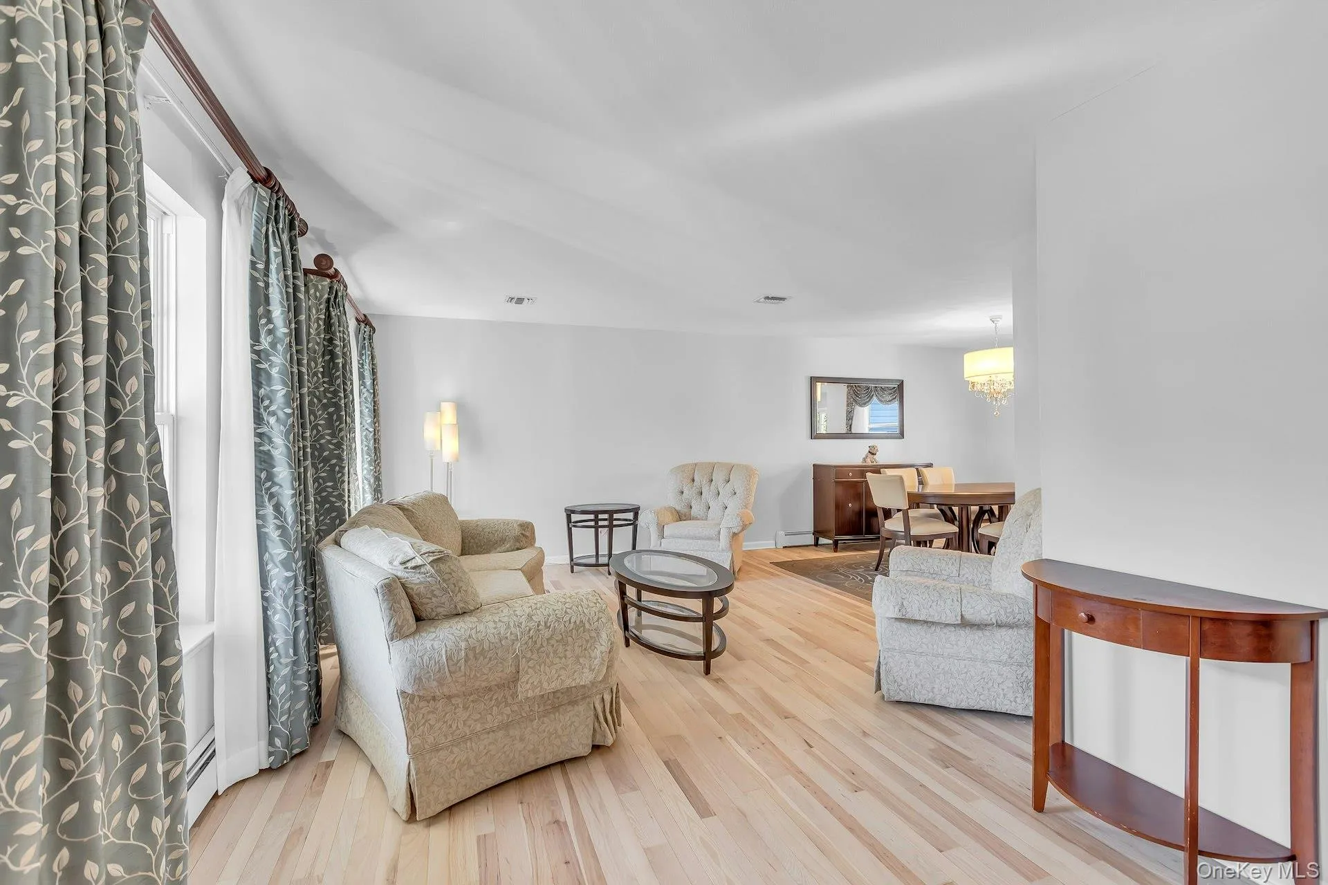 82 Division Avenue, Islip, NY, 4 Bedrooms Bedrooms, 10 Rooms Rooms,2 BathroomsBathrooms,Residential,For Rent,Division,0,1064967 82 Division Avenue, Islip, NY, 4 Bedrooms Bedrooms, 10 Rooms Rooms,2 BathroomsBathrooms,Residential,For Rent,Division,0,1064967