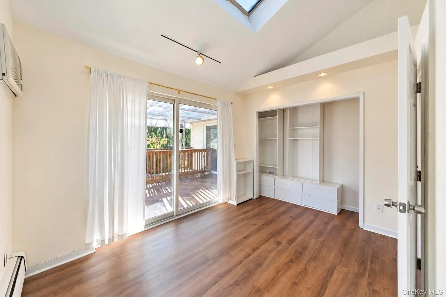2176 6th Street, Hempstead, NY, 5 Bedrooms Bedrooms, 12 Rooms Rooms,3 BathroomsBathrooms,Residential,For Rent,6th,0,1064971 2176 6th Street, Hempstead, NY, 5 Bedrooms Bedrooms, 12 Rooms Rooms,3 BathroomsBathrooms,Residential,For Rent,6th,0,1064971