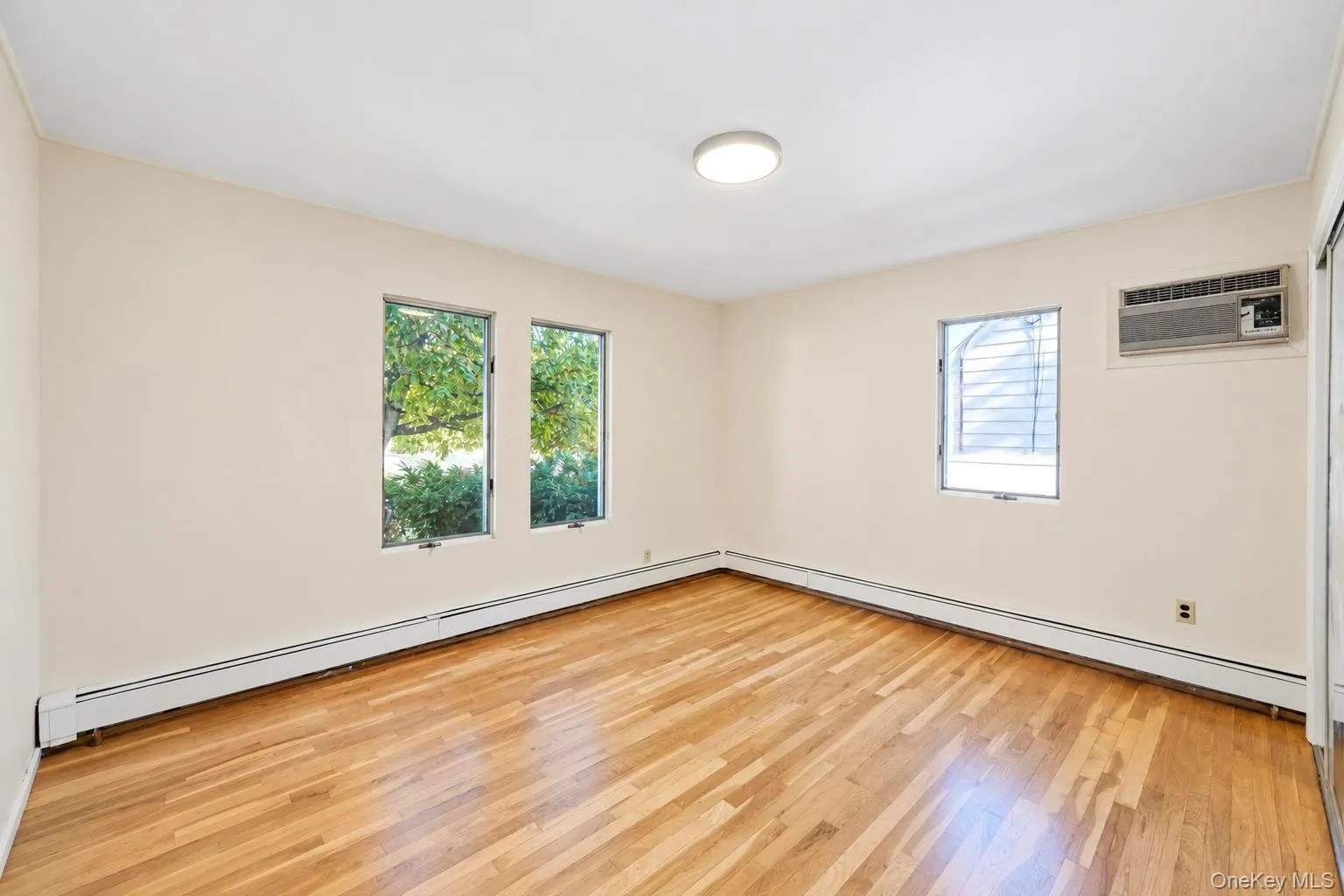 2176 6th Street, Hempstead, NY, 5 Bedrooms Bedrooms, 12 Rooms Rooms,3 BathroomsBathrooms,Residential,For Rent,6th,0,1064971 2176 6th Street, Hempstead, NY, 5 Bedrooms Bedrooms, 12 Rooms Rooms,3 BathroomsBathrooms,Residential,For Rent,6th,0,1064971