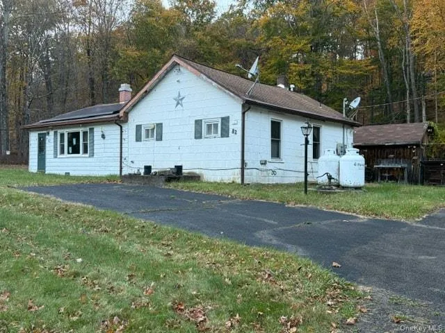 82 Moon Haw Road, Olive, NY, 3 Bedrooms Bedrooms, 5 Rooms Rooms,1 BathroomBathrooms,Residential,For Rent,Moon Haw,0,1064978 82 Moon Haw Road, Olive, NY, 3 Bedrooms Bedrooms, 5 Rooms Rooms,1 BathroomBathrooms,Residential,For Rent,Moon Haw,0,1064978