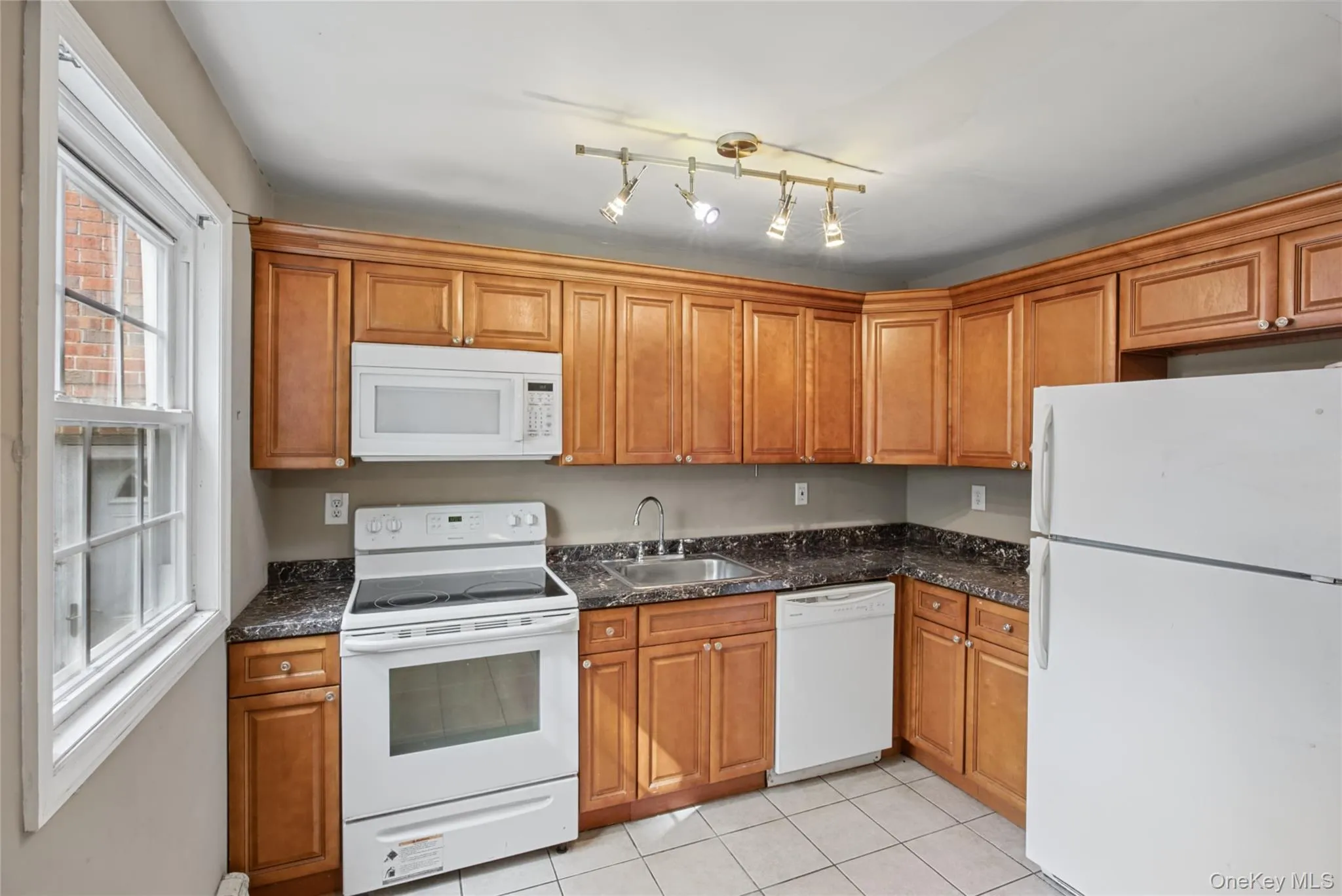 1206 Towne House Village, Islip, NY, 1 Bedroom Bedrooms, 4 Rooms Rooms,1 BathroomBathrooms,Residential,For Rent,Towne House,0,1064981 1206 Towne House Village, Islip, NY, 1 Bedroom Bedrooms, 4 Rooms Rooms,1 BathroomBathrooms,Residential,For Rent,Towne House,0,1064981