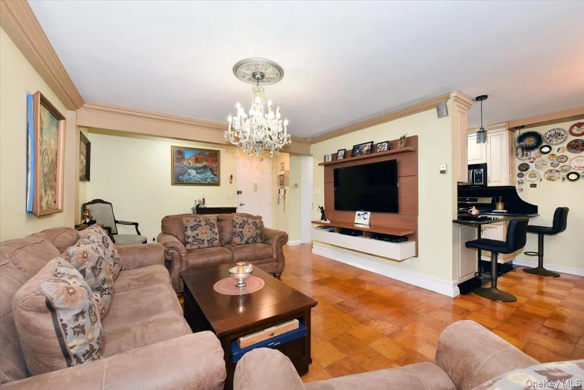 320 East Shore Road, North Hempstead, NY, 2 Bedrooms Bedrooms, 5 Rooms Rooms,2 BathroomsBathrooms,Residential,For Rent,East Shore,0,1064982 320 East Shore Road, North Hempstead, NY, 2 Bedrooms Bedrooms, 5 Rooms Rooms,2 BathroomsBathrooms,Residential,For Rent,East Shore,0,1064982