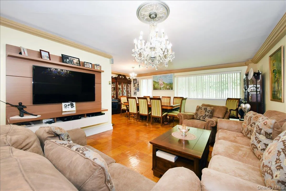 320 East Shore Road, North Hempstead, NY, 2 Bedrooms Bedrooms, 5 Rooms Rooms,2 BathroomsBathrooms,Residential,For Rent,East Shore,0,1064982 320 East Shore Road, North Hempstead, NY, 2 Bedrooms Bedrooms, 5 Rooms Rooms,2 BathroomsBathrooms,Residential,For Rent,East Shore,0,1064982