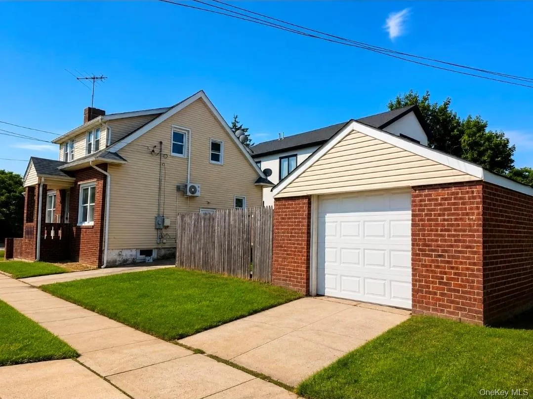509 cedarhurst Avenue, Hempstead, NY, 3 Bedrooms Bedrooms, 5 Rooms Rooms,1 BathroomBathrooms,Residential,For Rent,cedarhurst,0,1064985 509 cedarhurst Avenue, Hempstead, NY, 3 Bedrooms Bedrooms, 5 Rooms Rooms,1 BathroomBathrooms,Residential,For Rent,cedarhurst,0,1064985