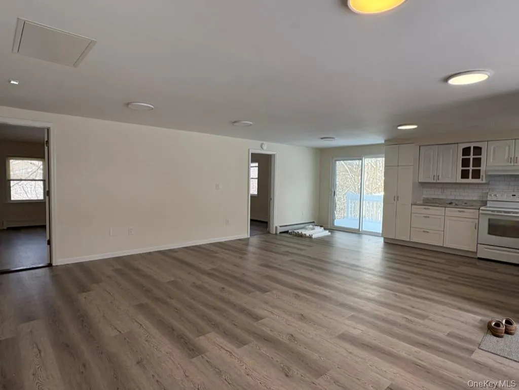 116 Hawleys Corners Road, Lloyd, NY , With , 2 Bedroom , and , 5 Room , 1 Bathroom , For , Residential Lease , For Rent , 1064987 , MLSID,1064987 116 Hawleys Corners Road, Lloyd, NY , With , 2 Bedroom , and , 5 Room , 1 Bathroom , For , Residential Lease , For Rent , 1064987 , MLSID,1064987