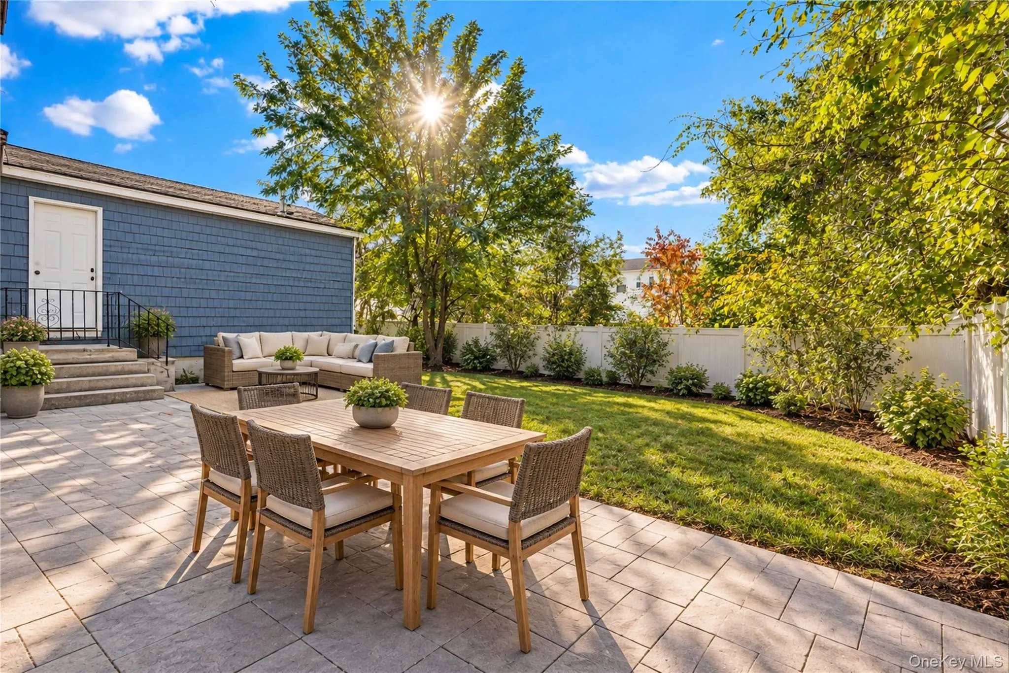 23 Davison Place, Hempstead, NY, 4 Bedrooms Bedrooms, 9 Rooms Rooms,4 BathroomsBathrooms,Residential,For Rent,Davison,0,1064991 23 Davison Place, Hempstead, NY, 4 Bedrooms Bedrooms, 9 Rooms Rooms,4 BathroomsBathrooms,Residential,For Rent,Davison,0,1064991