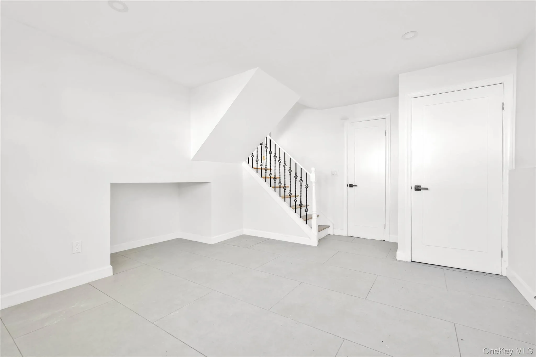 23 Davison Place, Hempstead, NY, 4 Bedrooms Bedrooms, 9 Rooms Rooms,4 BathroomsBathrooms,Residential,For Rent,Davison,0,1064991 23 Davison Place, Hempstead, NY, 4 Bedrooms Bedrooms, 9 Rooms Rooms,4 BathroomsBathrooms,Residential,For Rent,Davison,0,1064991