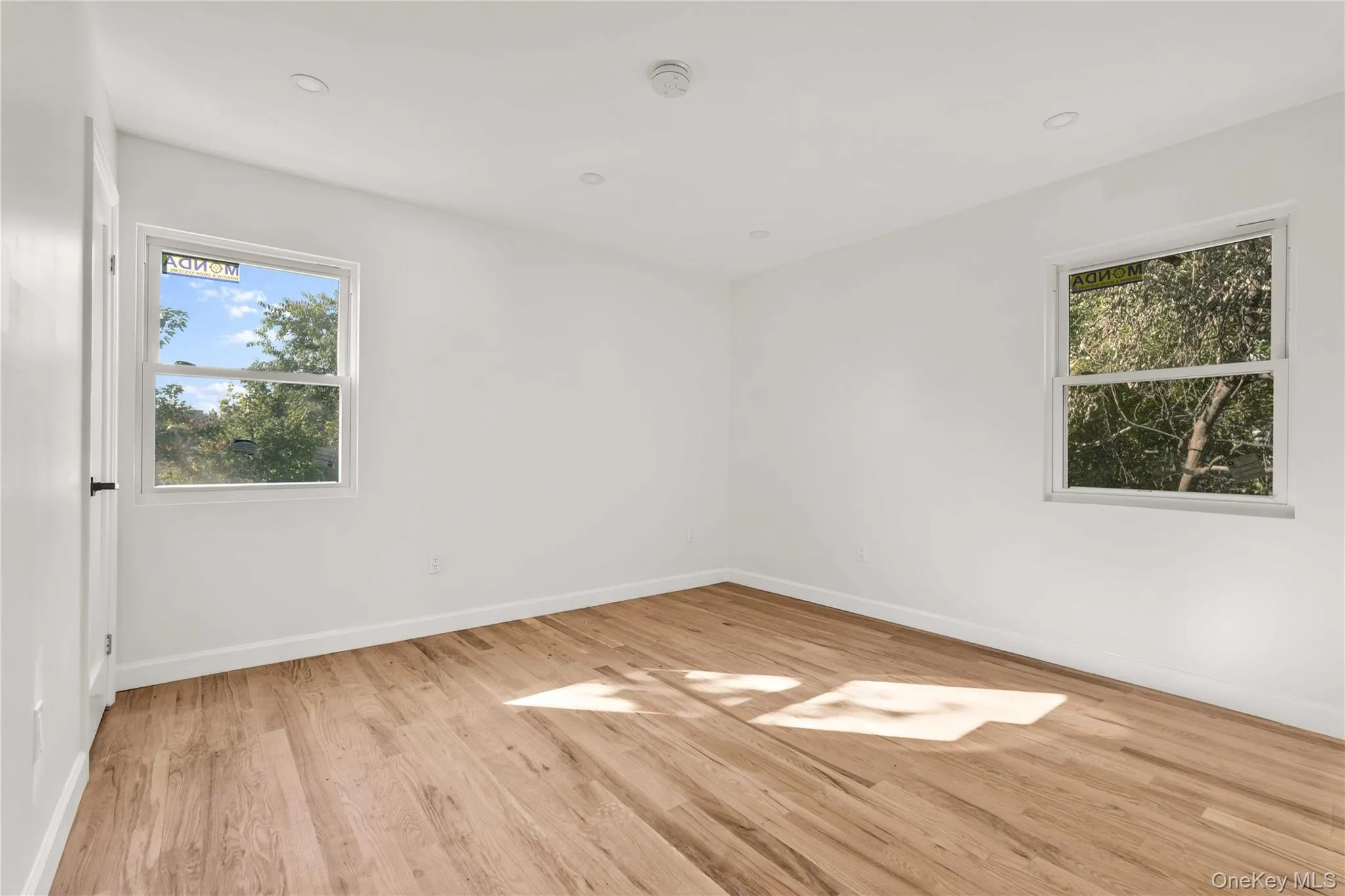 23 Davison Place, Hempstead, NY, 4 Bedrooms Bedrooms, 9 Rooms Rooms,4 BathroomsBathrooms,Residential,For Rent,Davison,0,1064991 23 Davison Place, Hempstead, NY, 4 Bedrooms Bedrooms, 9 Rooms Rooms,4 BathroomsBathrooms,Residential,For Rent,Davison,0,1064991