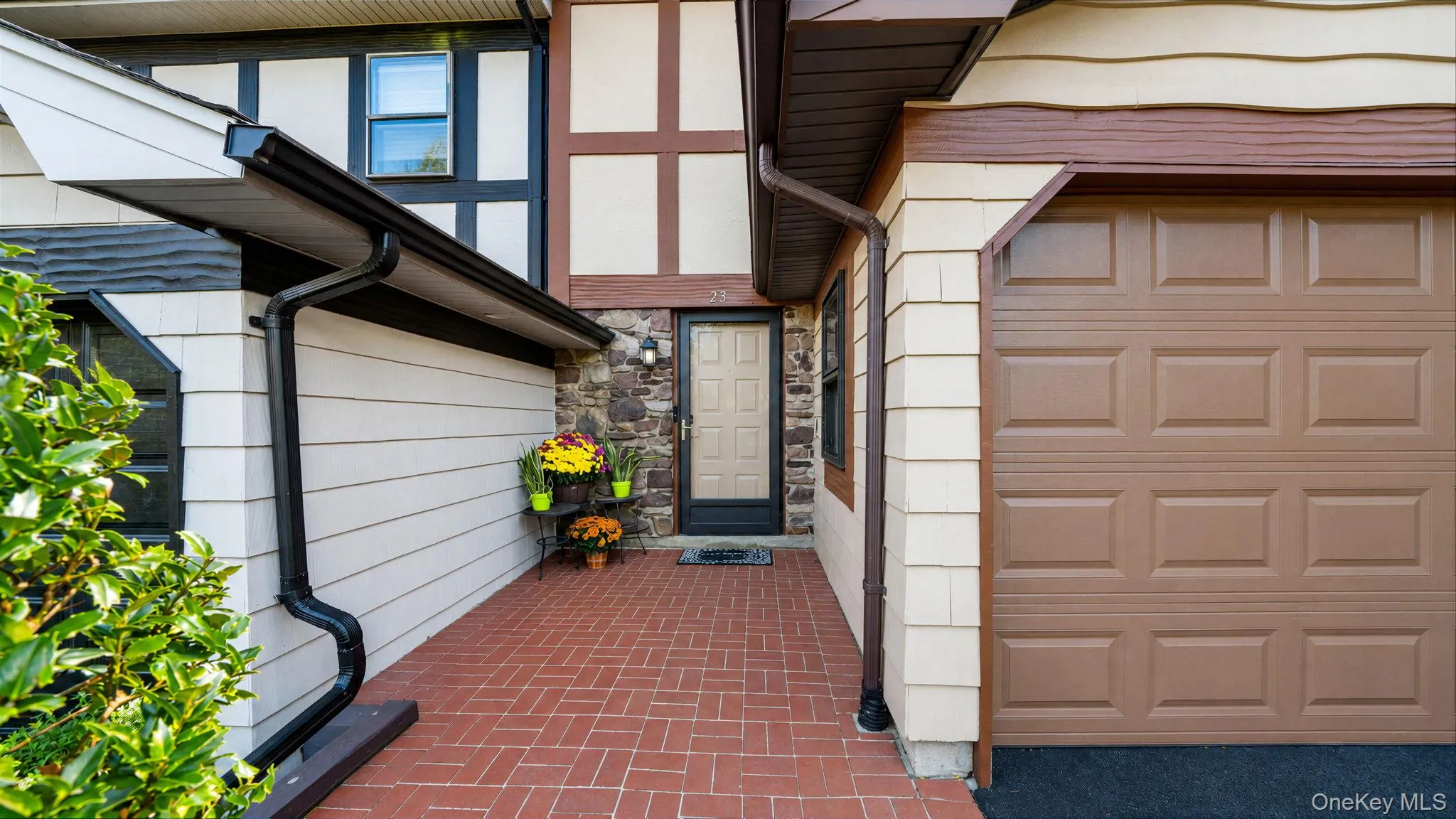 23 Pond Path, Oyster Bay, NY, 3 Bedrooms Bedrooms, 9 Rooms Rooms,2 BathroomsBathrooms,Residential,For Rent,Pond,0,1064994 23 Pond Path, Oyster Bay, NY, 3 Bedrooms Bedrooms, 9 Rooms Rooms,2 BathroomsBathrooms,Residential,For Rent,Pond,0,1064994