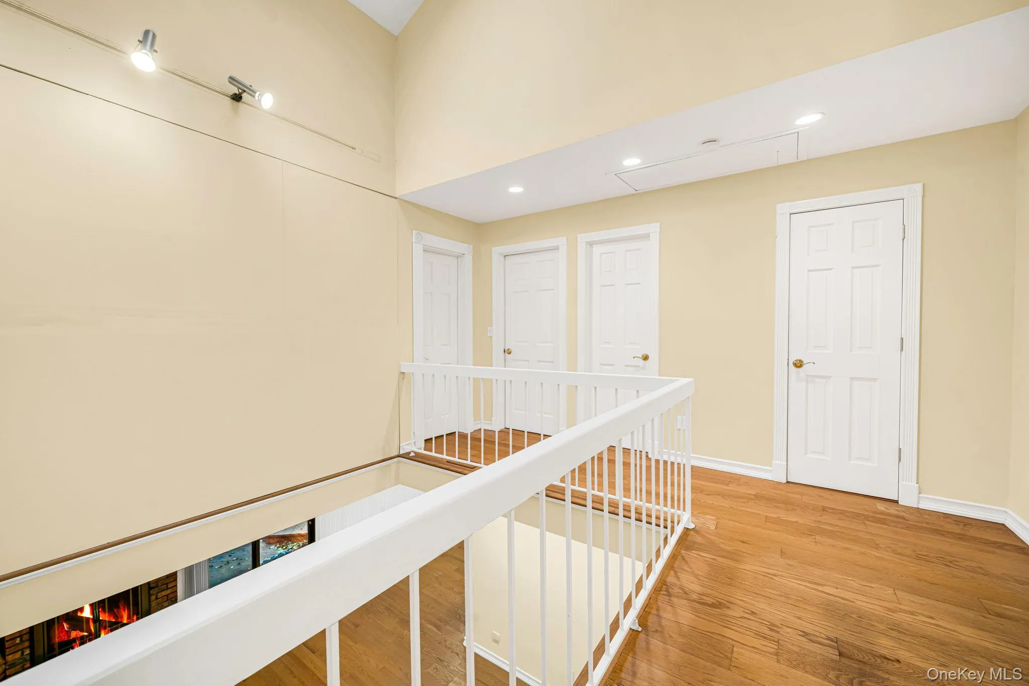 23 Pond Path, Oyster Bay, NY, 3 Bedrooms Bedrooms, 9 Rooms Rooms,2 BathroomsBathrooms,Residential,For Rent,Pond,0,1064994 23 Pond Path, Oyster Bay, NY, 3 Bedrooms Bedrooms, 9 Rooms Rooms,2 BathroomsBathrooms,Residential,For Rent,Pond,0,1064994