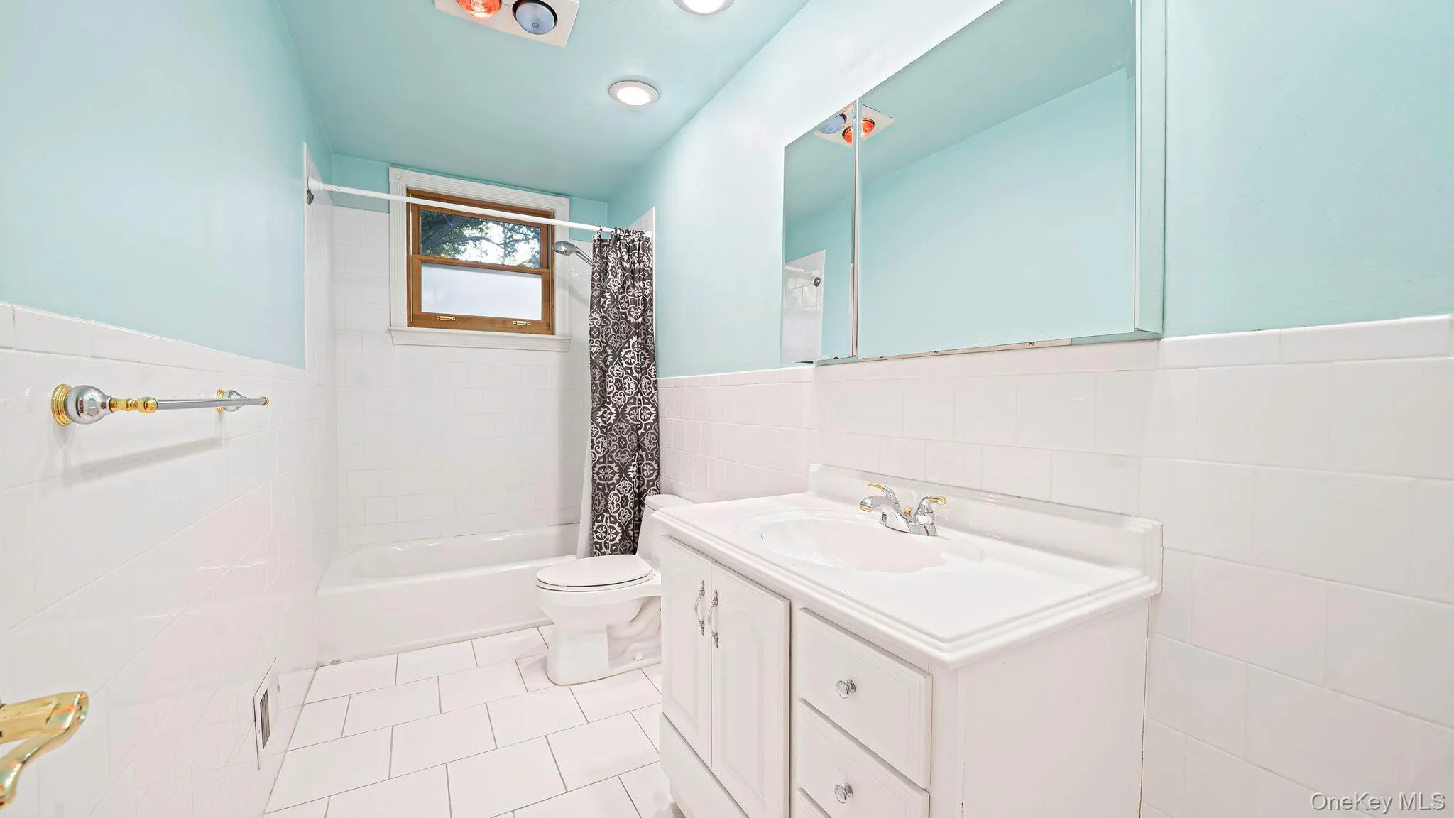 23 Pond Path, Oyster Bay, NY, 3 Bedrooms Bedrooms, 9 Rooms Rooms,2 BathroomsBathrooms,Residential,For Rent,Pond,0,1064994 23 Pond Path, Oyster Bay, NY, 3 Bedrooms Bedrooms, 9 Rooms Rooms,2 BathroomsBathrooms,Residential,For Rent,Pond,0,1064994
