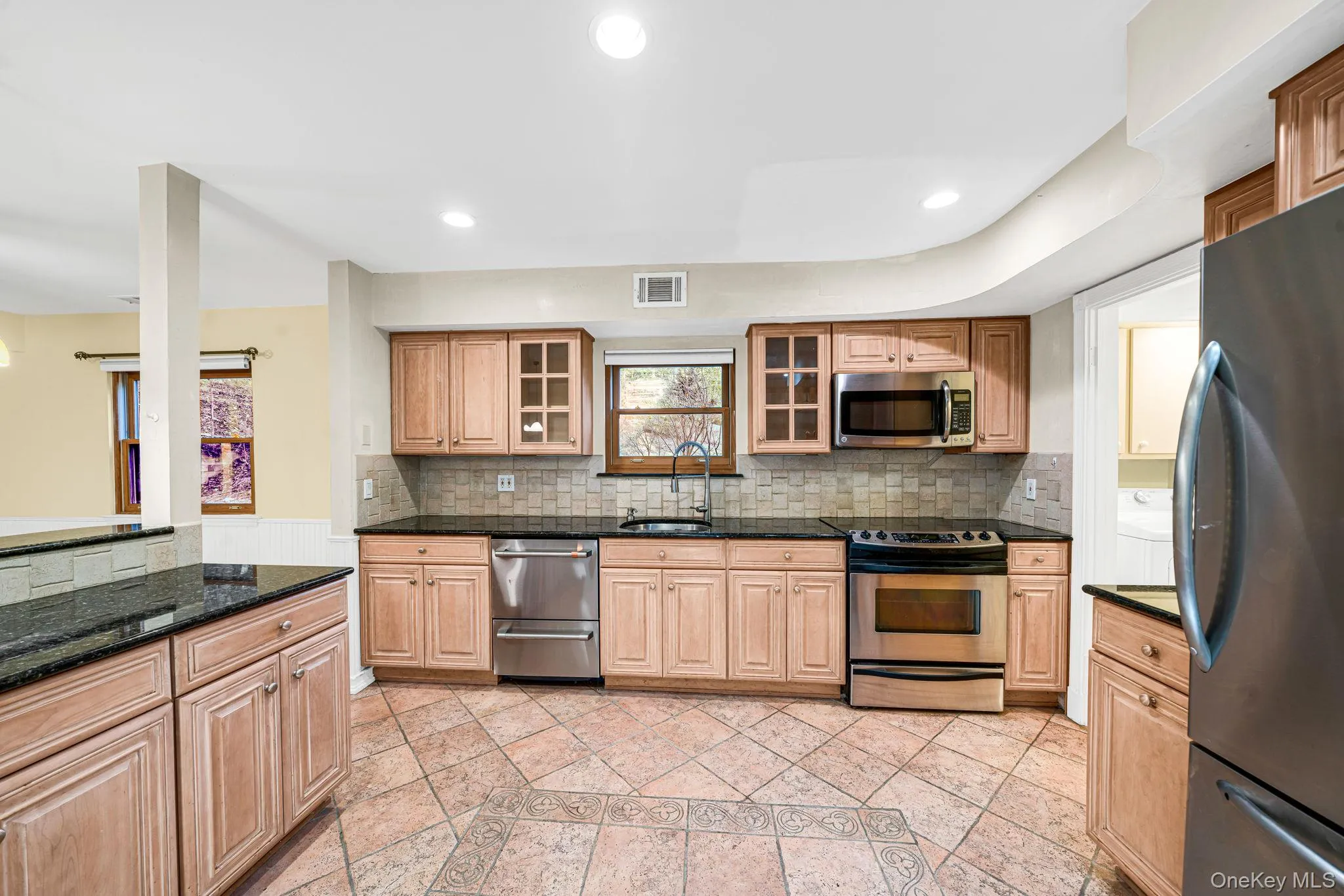 23 Pond Path, Oyster Bay, NY, 3 Bedrooms Bedrooms, 9 Rooms Rooms,2 BathroomsBathrooms,Residential,For Rent,Pond,0,1064994 23 Pond Path, Oyster Bay, NY, 3 Bedrooms Bedrooms, 9 Rooms Rooms,2 BathroomsBathrooms,Residential,For Rent,Pond,0,1064994