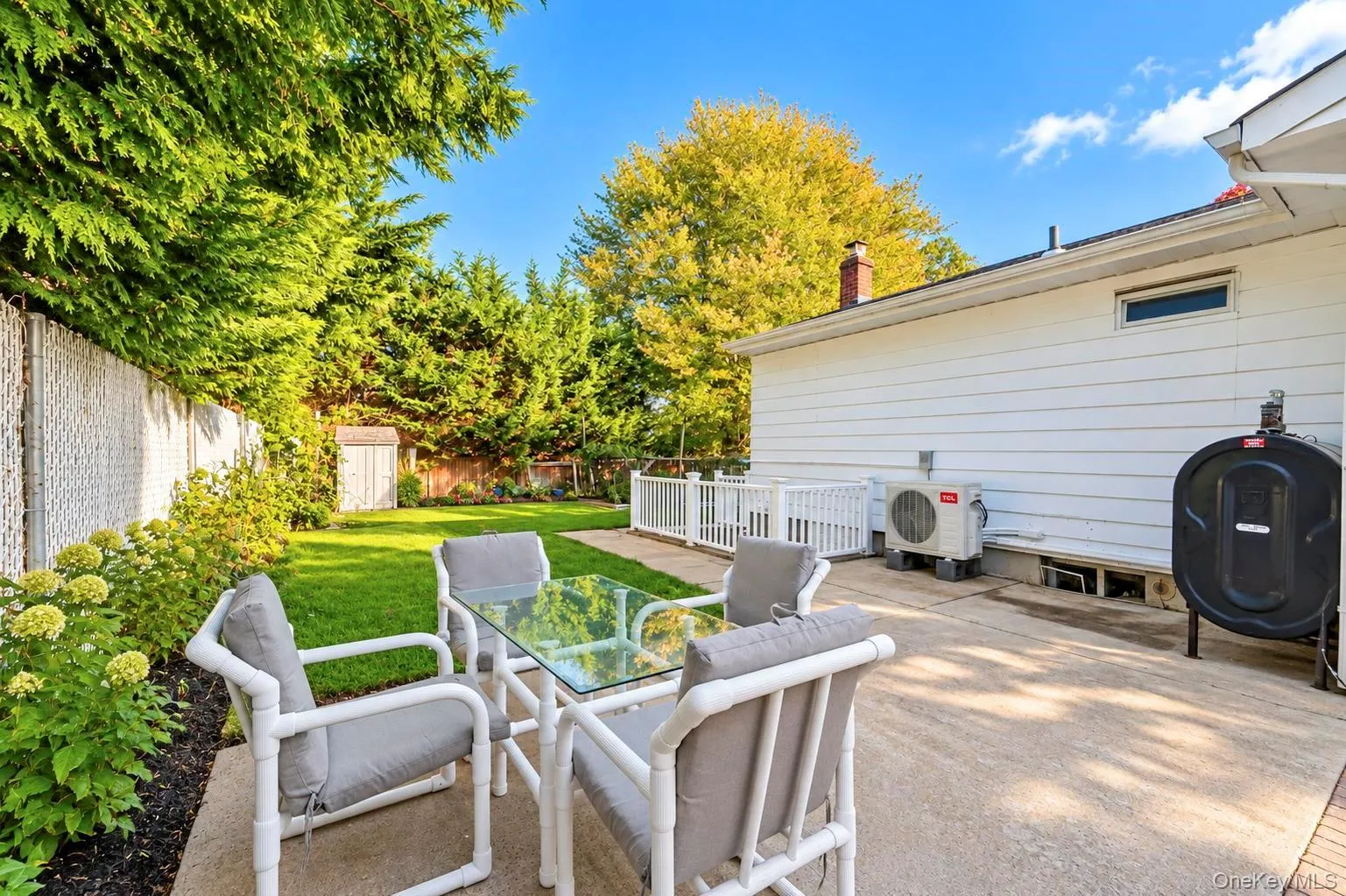 431 Blue Point Road, Brookhaven, NY, 4 Bedrooms Bedrooms, 6 Rooms Rooms,3 BathroomsBathrooms,Residential,For Rent,Blue Point,0,1064995 431 Blue Point Road, Brookhaven, NY, 4 Bedrooms Bedrooms, 6 Rooms Rooms,3 BathroomsBathrooms,Residential,For Rent,Blue Point,0,1064995