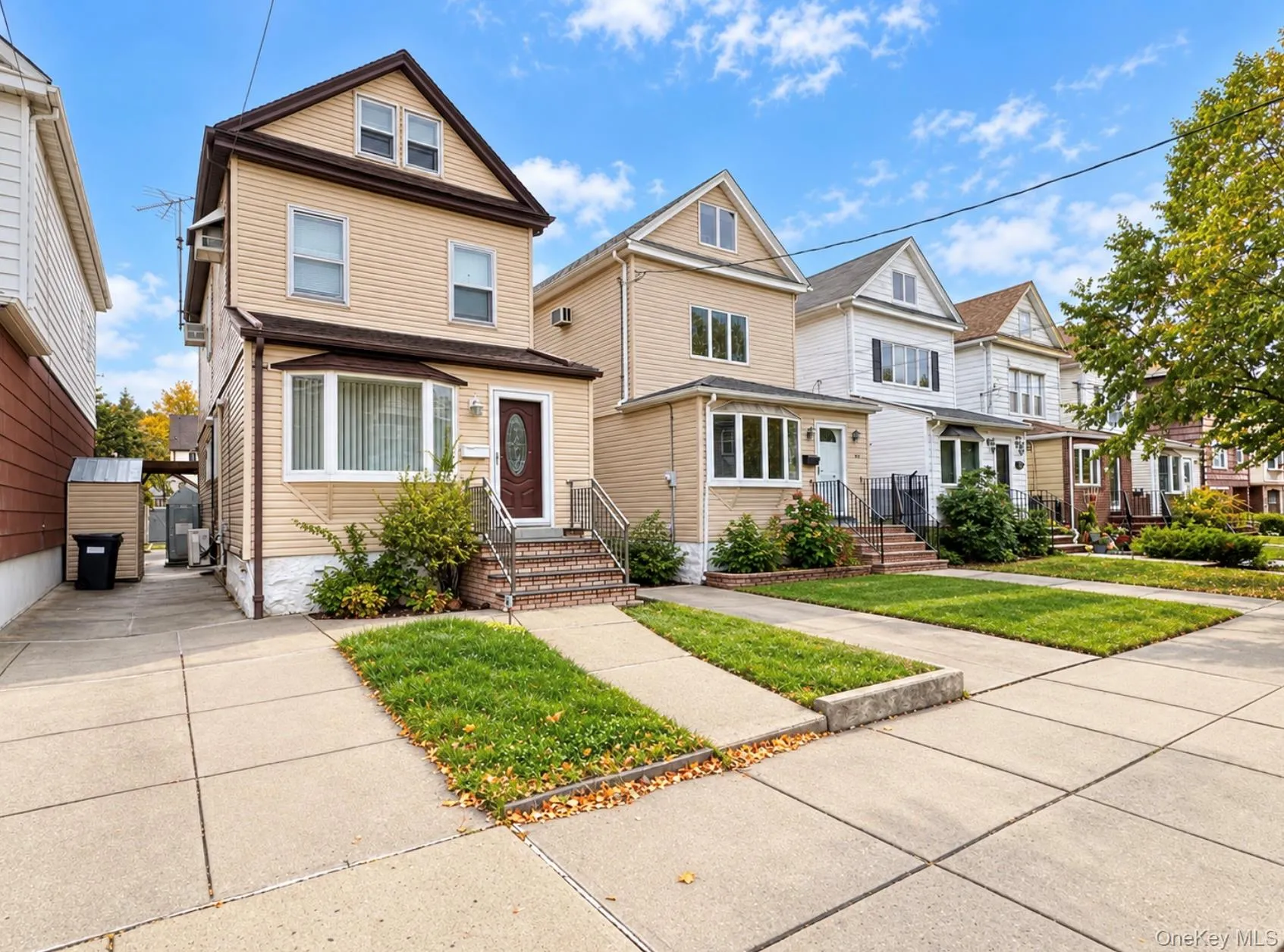 8827 Aubrey Avenue, New York, NY, 3 Bedrooms Bedrooms, 9 Rooms Rooms,1 BathroomBathrooms,Residential,For Rent,Aubrey,0,1064996 8827 Aubrey Avenue, New York, NY, 3 Bedrooms Bedrooms, 9 Rooms Rooms,1 BathroomBathrooms,Residential,For Rent,Aubrey,0,1064996