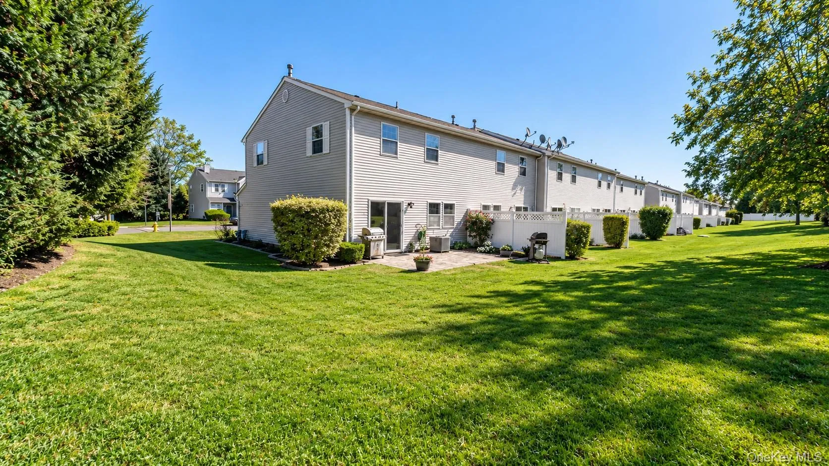 94 Smith Avenue, Islip, NY, 3 Bedrooms Bedrooms, 7 Rooms Rooms,2 BathroomsBathrooms,Residential,For Rent,Smith,0,1065005 94 Smith Avenue, Islip, NY, 3 Bedrooms Bedrooms, 7 Rooms Rooms,2 BathroomsBathrooms,Residential,For Rent,Smith,0,1065005