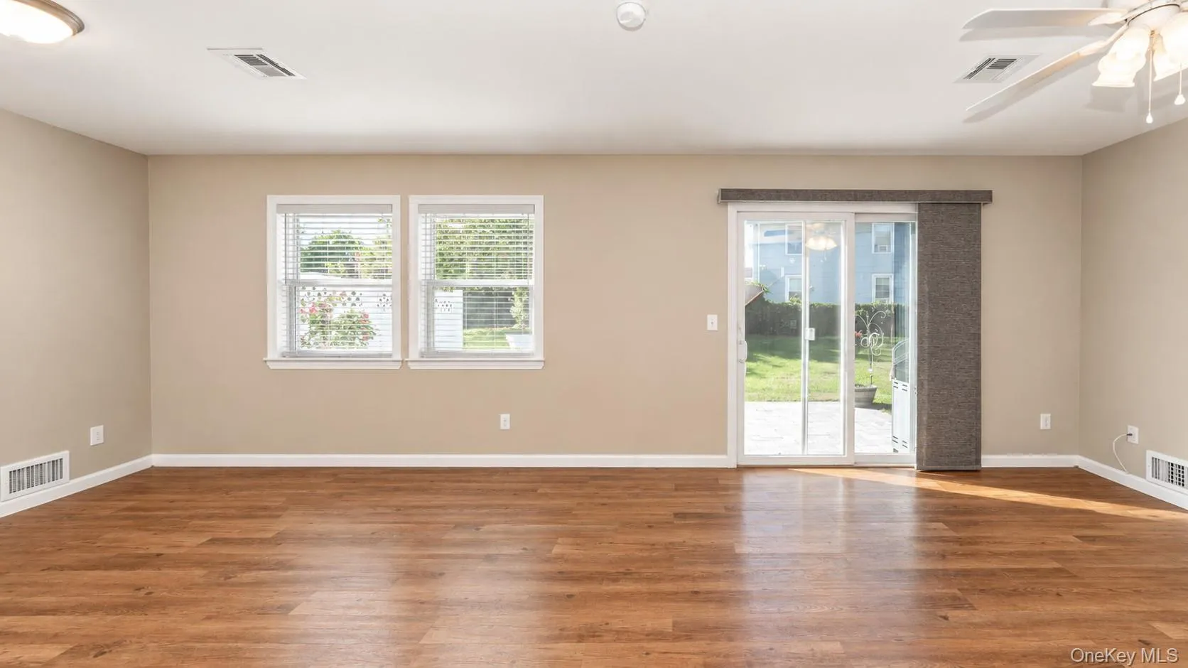 94 Smith Avenue, Islip, NY, 3 Bedrooms Bedrooms, 7 Rooms Rooms,2 BathroomsBathrooms,Residential,For Rent,Smith,0,1065005 94 Smith Avenue, Islip, NY, 3 Bedrooms Bedrooms, 7 Rooms Rooms,2 BathroomsBathrooms,Residential,For Rent,Smith,0,1065005