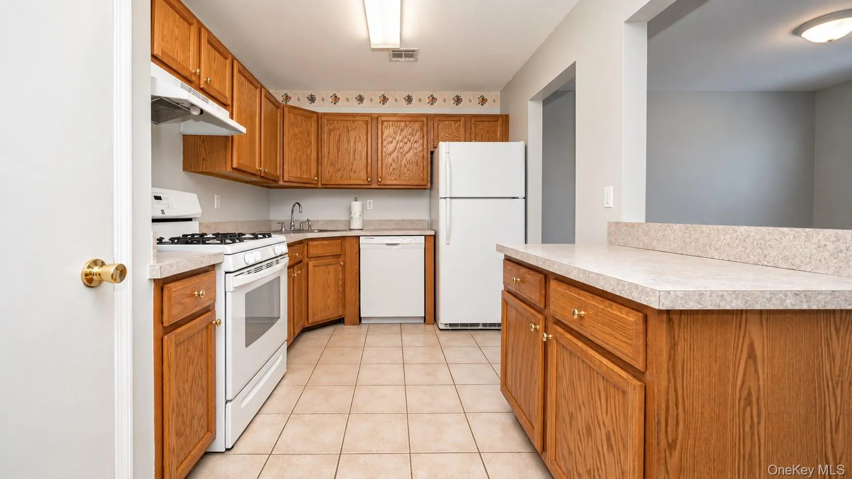 94 Smith Avenue, Islip, NY, 3 Bedrooms Bedrooms, 7 Rooms Rooms,2 BathroomsBathrooms,Residential,For Rent,Smith,0,1065005 94 Smith Avenue, Islip, NY, 3 Bedrooms Bedrooms, 7 Rooms Rooms,2 BathroomsBathrooms,Residential,For Rent,Smith,0,1065005