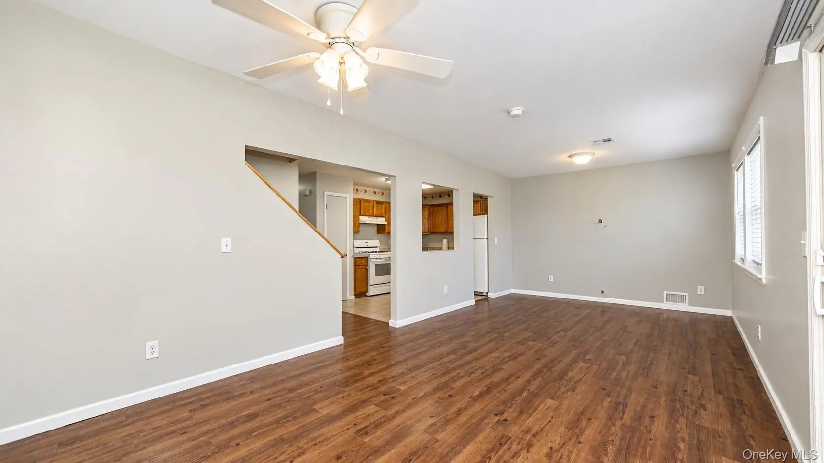 94 Smith Avenue, Islip, NY, 3 Bedrooms Bedrooms, 7 Rooms Rooms,2 BathroomsBathrooms,Residential,For Rent,Smith,0,1065005 94 Smith Avenue, Islip, NY, 3 Bedrooms Bedrooms, 7 Rooms Rooms,2 BathroomsBathrooms,Residential,For Rent,Smith,0,1065005