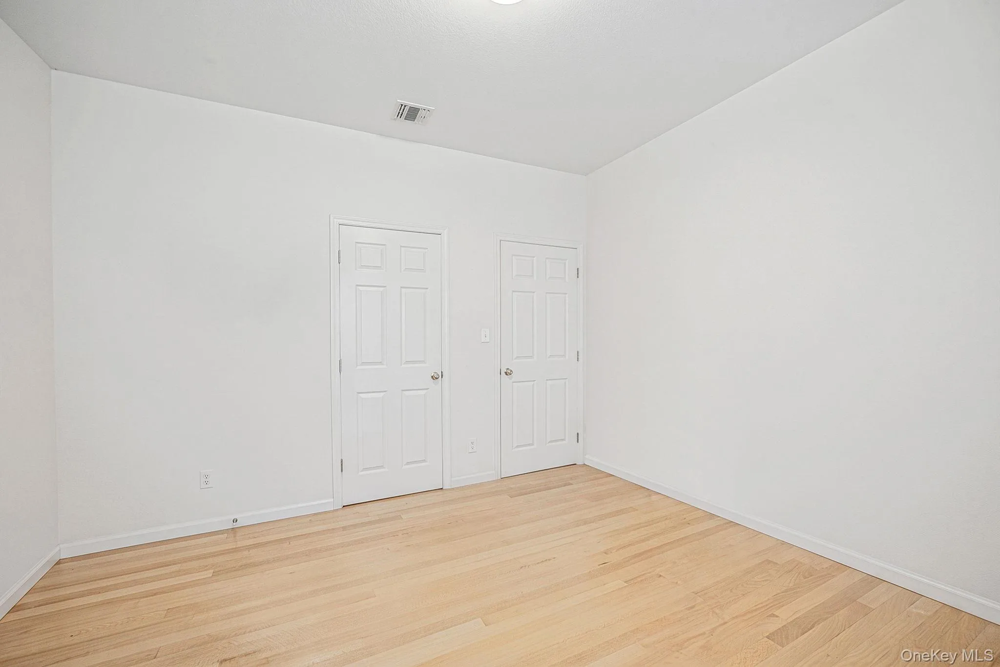 9 Cobbler Lane, Brookhaven, NY, 5 Bedrooms Bedrooms, 12 Rooms Rooms,3 BathroomsBathrooms,Residential,For Rent,Cobbler,0,1065010 9 Cobbler Lane, Brookhaven, NY, 5 Bedrooms Bedrooms, 12 Rooms Rooms,3 BathroomsBathrooms,Residential,For Rent,Cobbler,0,1065010