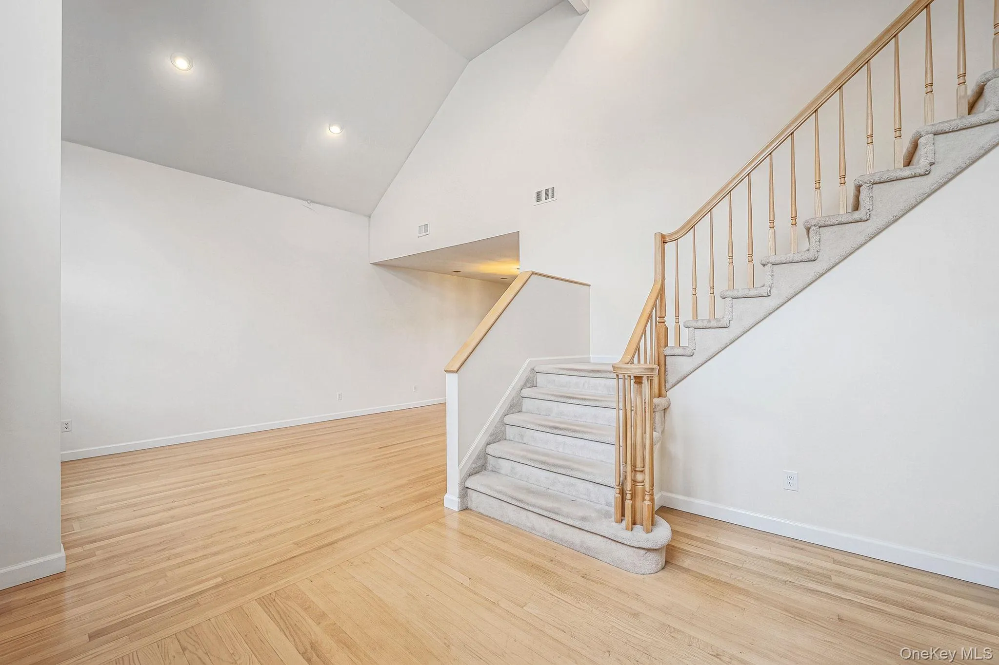 9 Cobbler Lane, Brookhaven, NY, 5 Bedrooms Bedrooms, 12 Rooms Rooms,3 BathroomsBathrooms,Residential,For Rent,Cobbler,0,1065010 9 Cobbler Lane, Brookhaven, NY, 5 Bedrooms Bedrooms, 12 Rooms Rooms,3 BathroomsBathrooms,Residential,For Rent,Cobbler,0,1065010