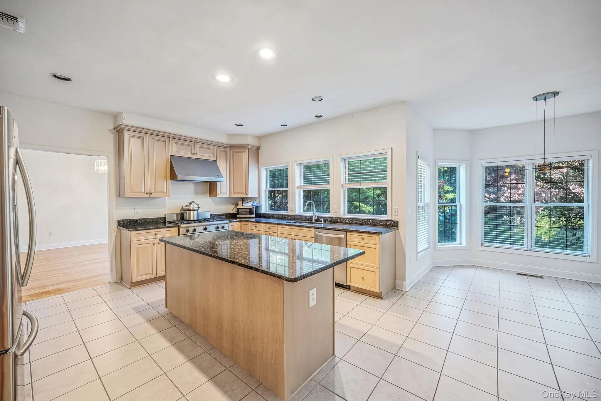 9 Cobbler Lane, Brookhaven, NY, 5 Bedrooms Bedrooms, 12 Rooms Rooms,3 BathroomsBathrooms,Residential,For Rent,Cobbler,0,1065010 9 Cobbler Lane, Brookhaven, NY, 5 Bedrooms Bedrooms, 12 Rooms Rooms,3 BathroomsBathrooms,Residential,For Rent,Cobbler,0,1065010