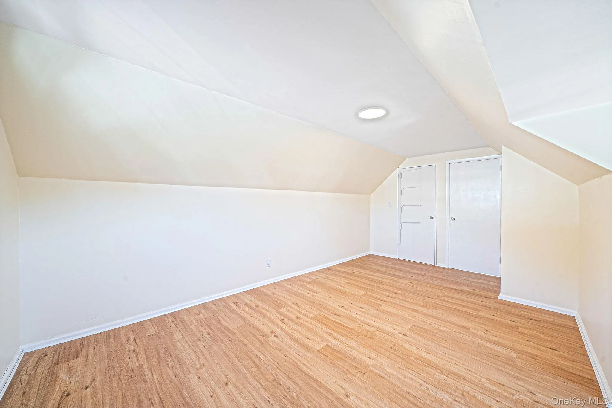 1025 Greene Avenue, Babylon, NY, 4 Bedrooms Bedrooms, 7 Rooms Rooms,1 BathroomBathrooms,Residential,For Rent,Greene,0,1065011 1025 Greene Avenue, Babylon, NY, 4 Bedrooms Bedrooms, 7 Rooms Rooms,1 BathroomBathrooms,Residential,For Rent,Greene,0,1065011