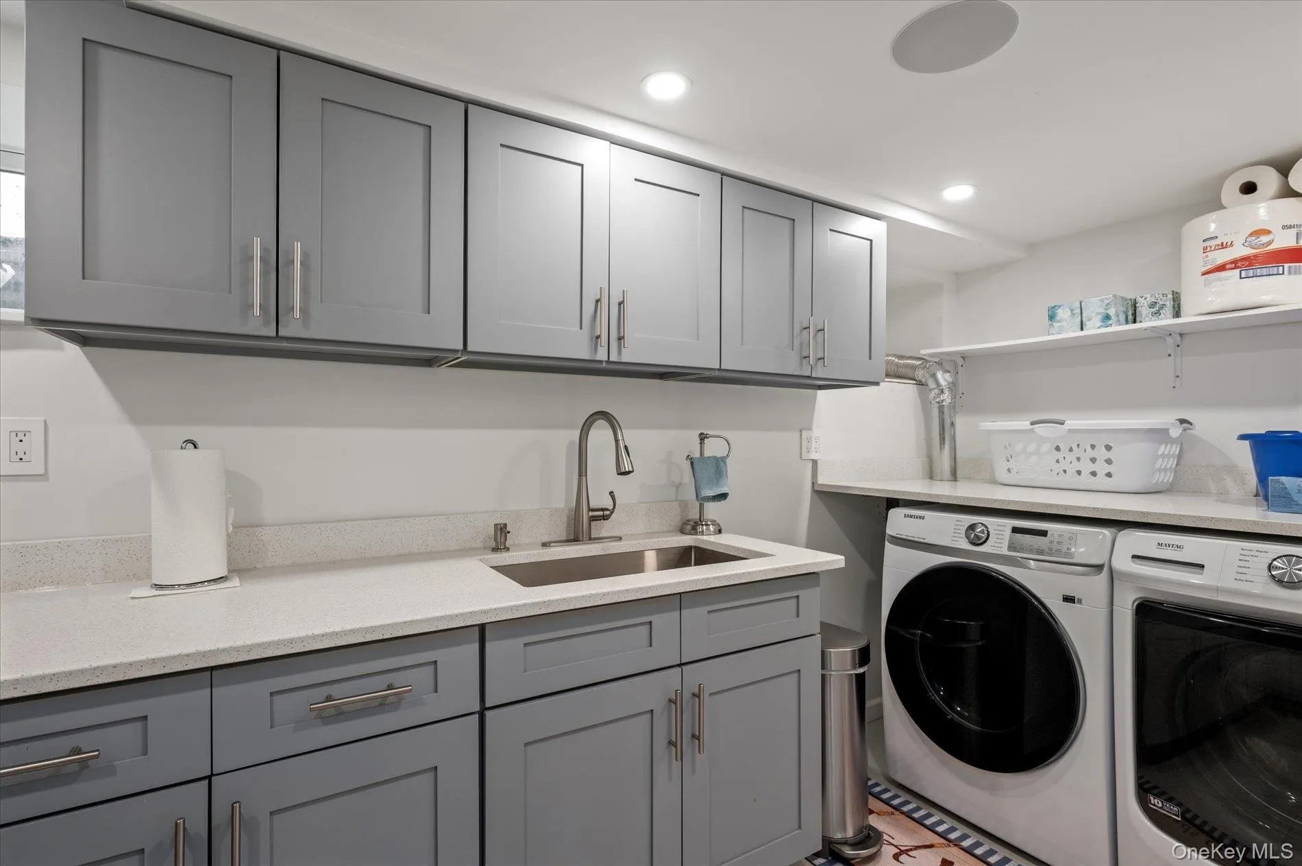 1622 Carla Lane, Hempstead, NY, 4 Bedrooms Bedrooms, 11 Rooms Rooms,2 BathroomsBathrooms,Residential,For Rent,Carla,0,1065024 1622 Carla Lane, Hempstead, NY, 4 Bedrooms Bedrooms, 11 Rooms Rooms,2 BathroomsBathrooms,Residential,For Rent,Carla,0,1065024