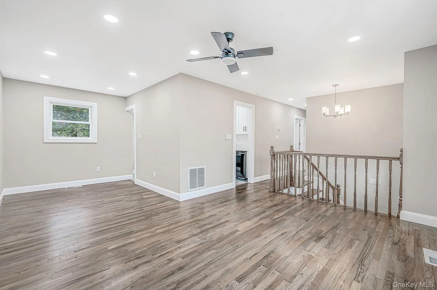 3115 Eagle Avenue, Brookhaven, NY, 3 Bedrooms Bedrooms, 7 Rooms Rooms,1 BathroomBathrooms,Residential,For Rent,Eagle,0,1065041 3115 Eagle Avenue, Brookhaven, NY, 3 Bedrooms Bedrooms, 7 Rooms Rooms,1 BathroomBathrooms,Residential,For Rent,Eagle,0,1065041