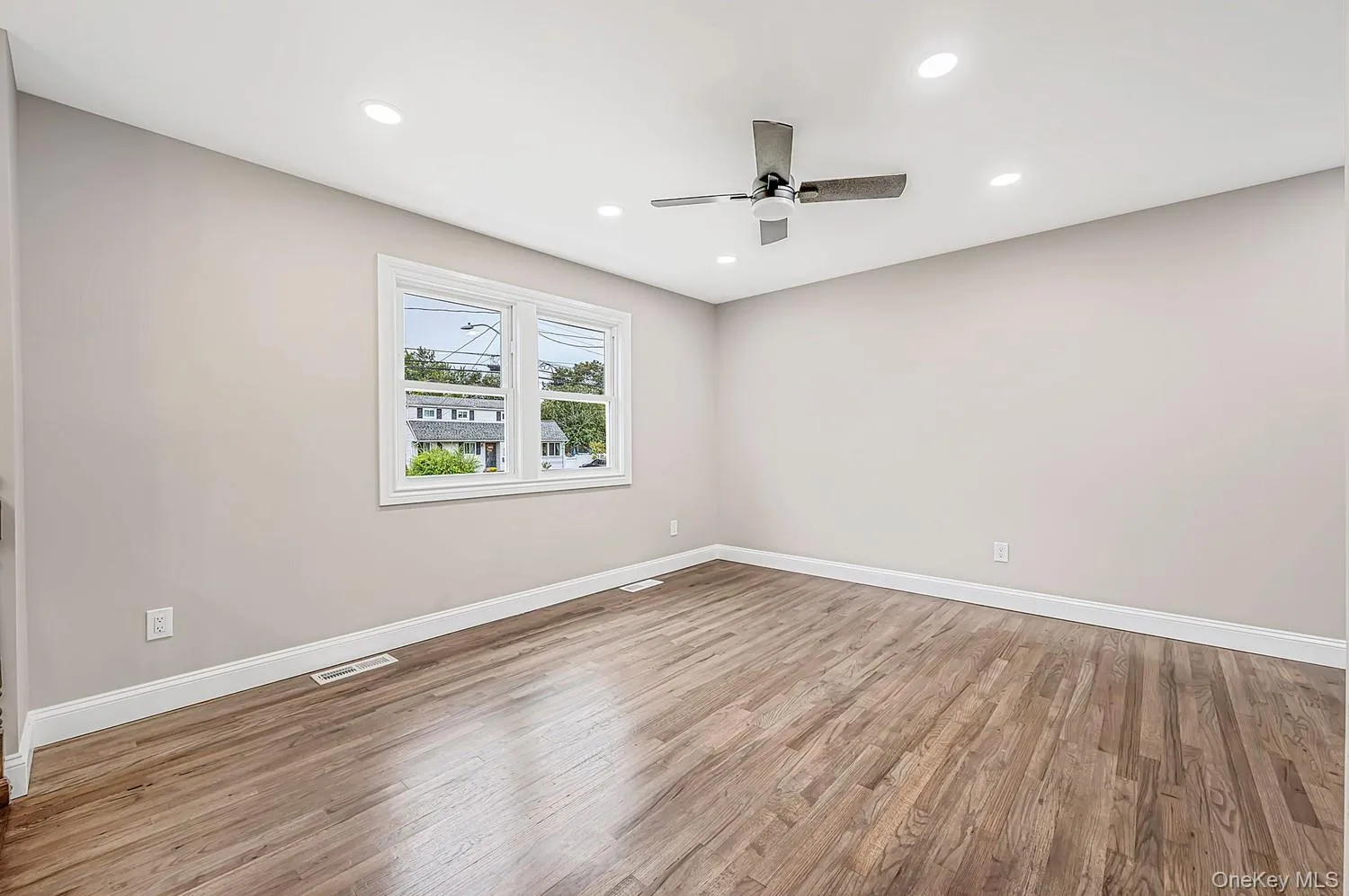 3115 Eagle Avenue, Brookhaven, NY, 3 Bedrooms Bedrooms, 7 Rooms Rooms,1 BathroomBathrooms,Residential,For Rent,Eagle,0,1065041 3115 Eagle Avenue, Brookhaven, NY, 3 Bedrooms Bedrooms, 7 Rooms Rooms,1 BathroomBathrooms,Residential,For Rent,Eagle,0,1065041