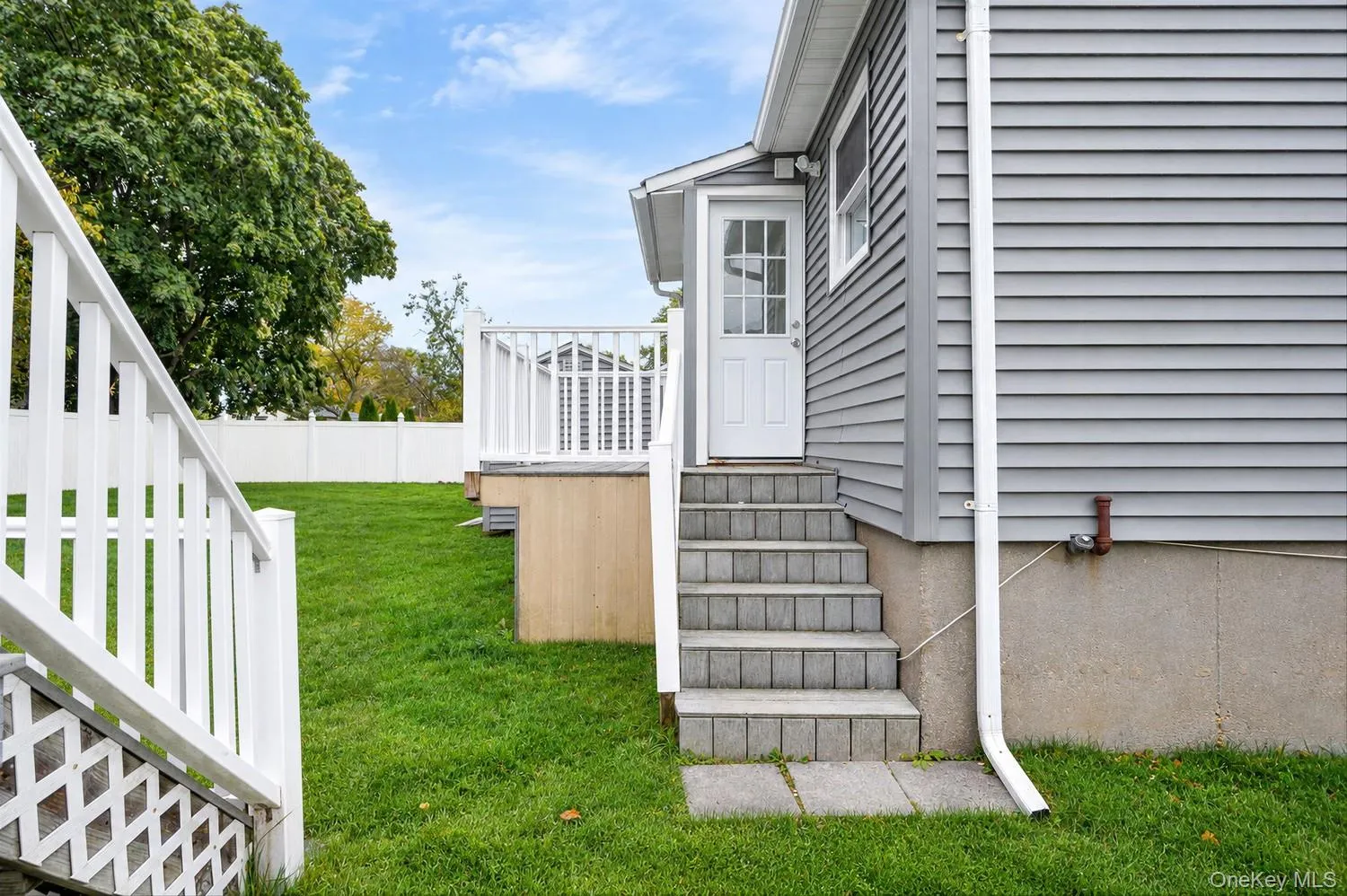 3115 Eagle Avenue, Brookhaven, NY, 3 Bedrooms Bedrooms, 7 Rooms Rooms,1 BathroomBathrooms,Residential,For Rent,Eagle,0,1065041 3115 Eagle Avenue, Brookhaven, NY, 3 Bedrooms Bedrooms, 7 Rooms Rooms,1 BathroomBathrooms,Residential,For Rent,Eagle,0,1065041